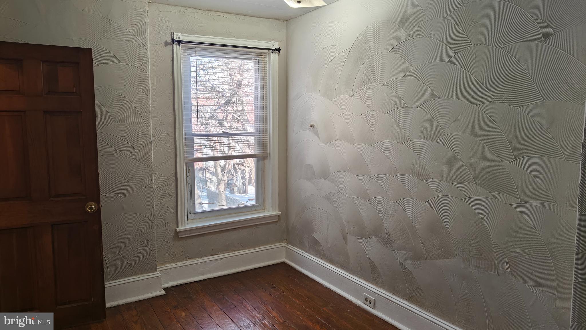 NORRISTOWN - Residential