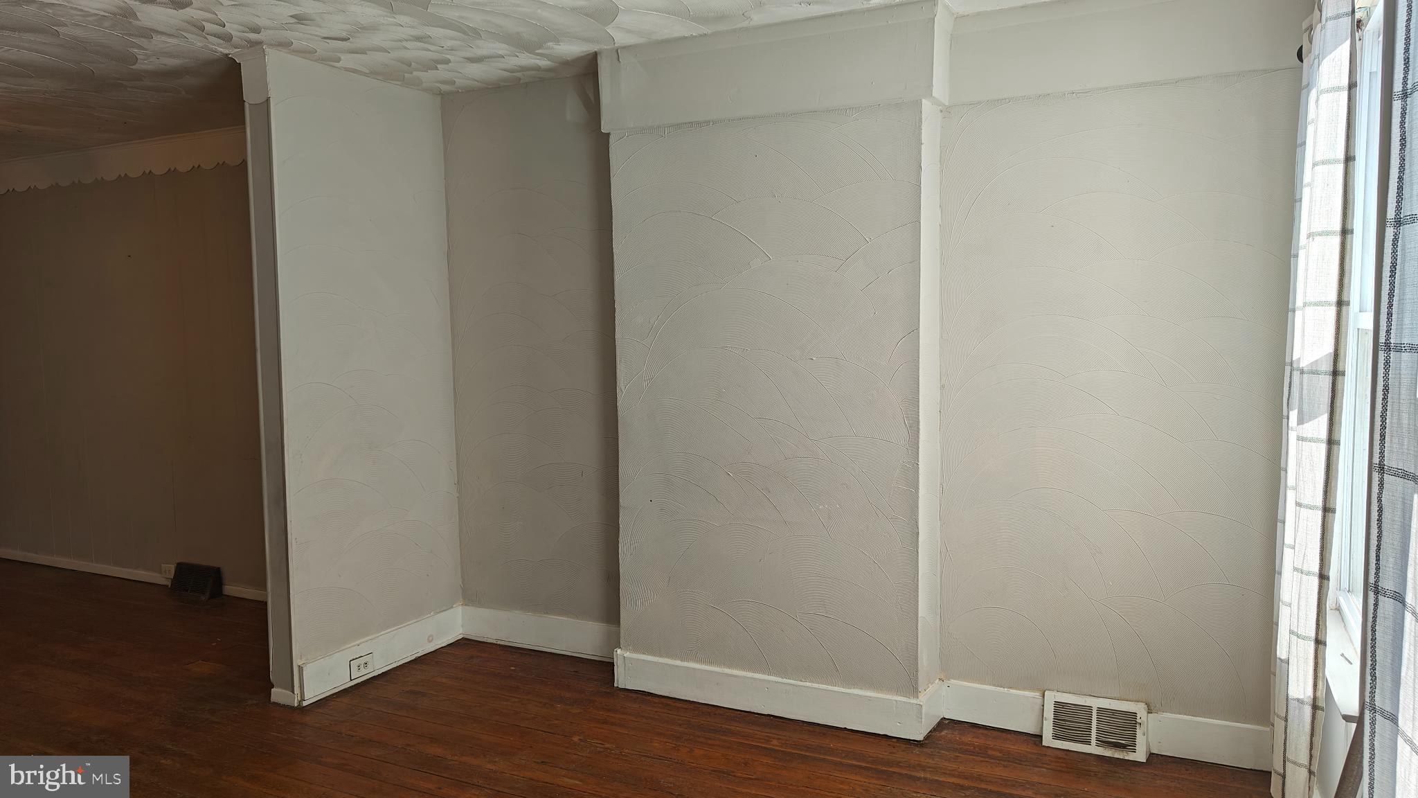 NORRISTOWN - Residential