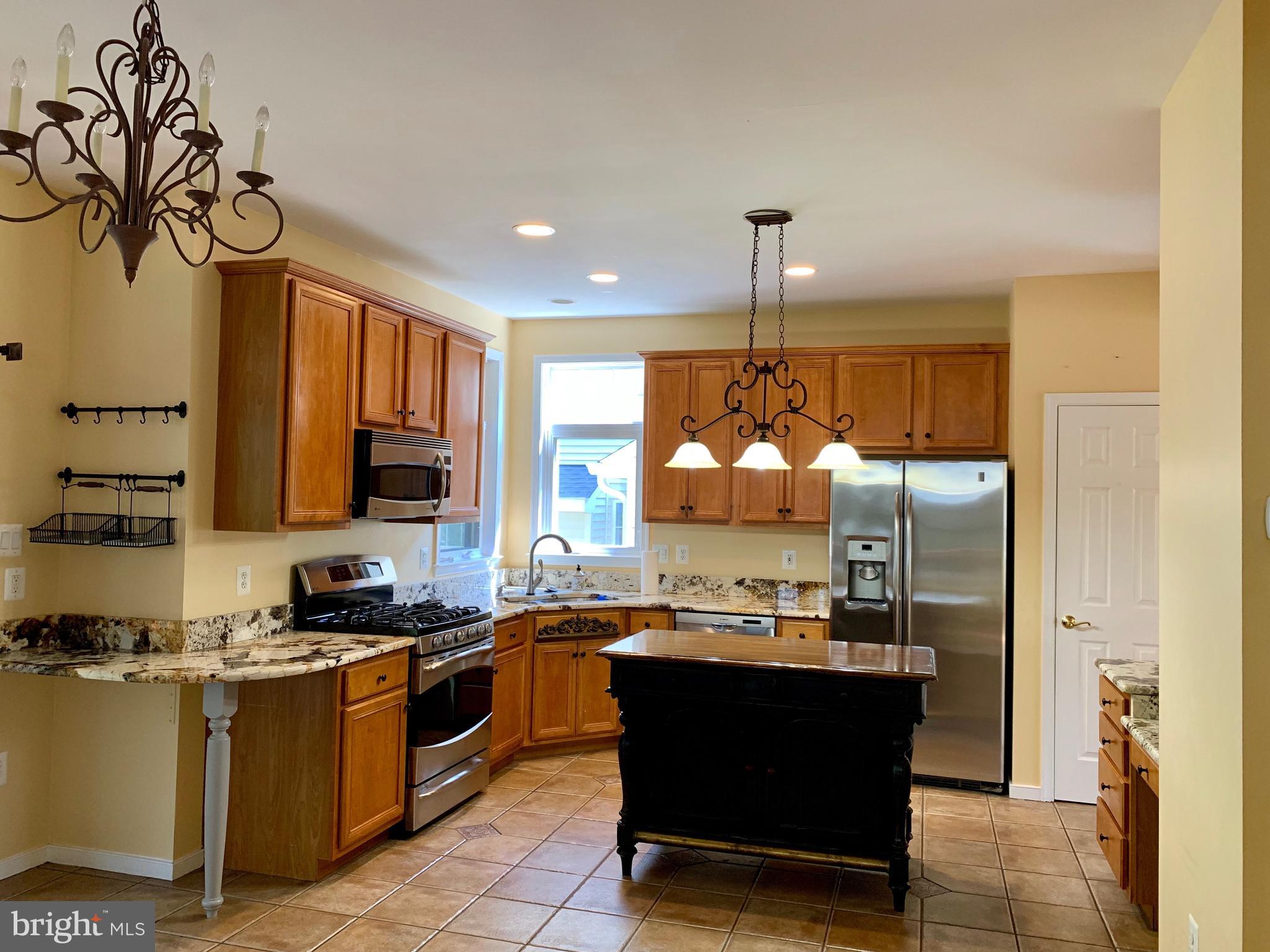 SOUTHLAKE AT MONTCLAIR - Residential Lease