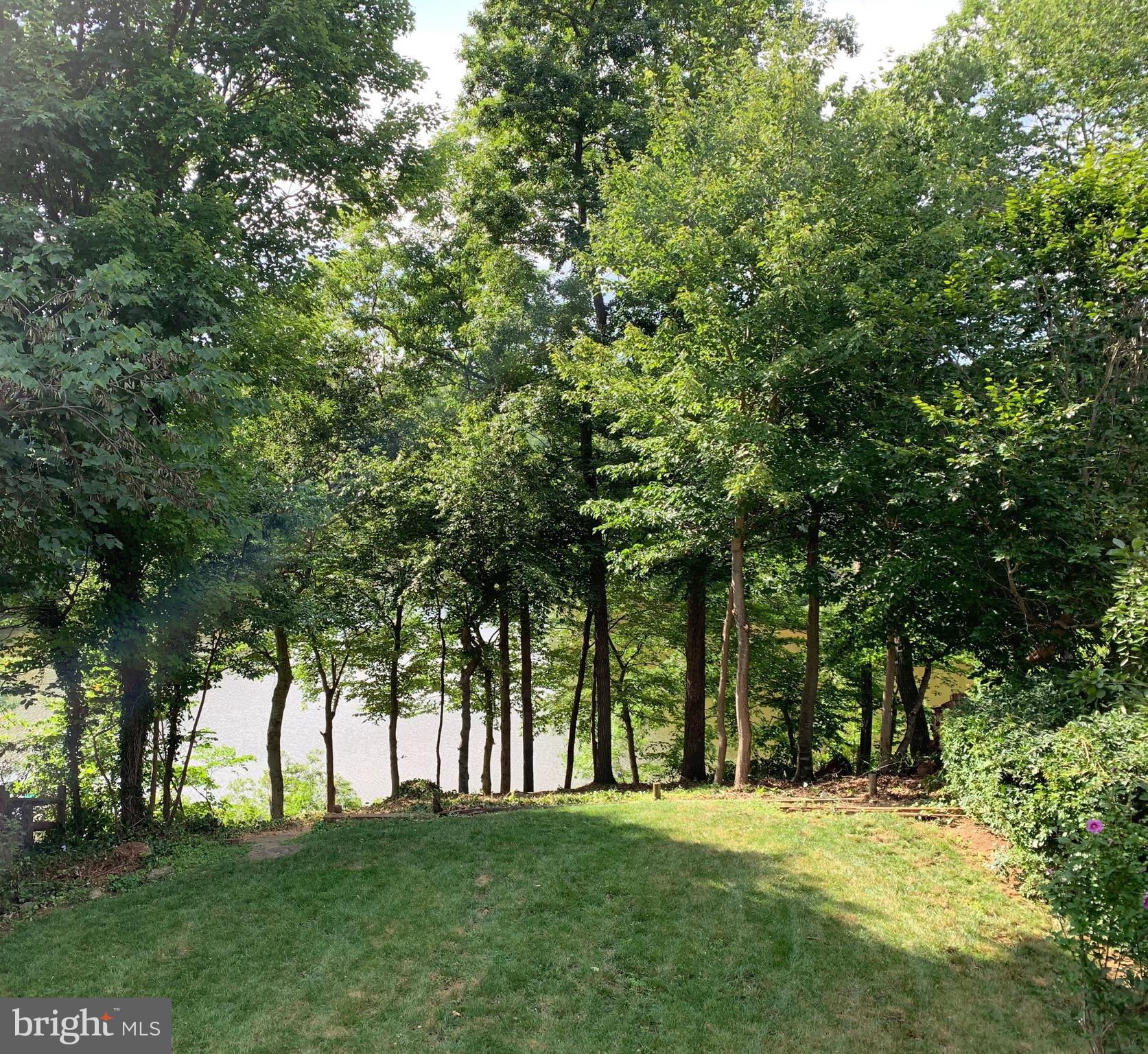 SOUTHLAKE AT MONTCLAIR - Residential Lease