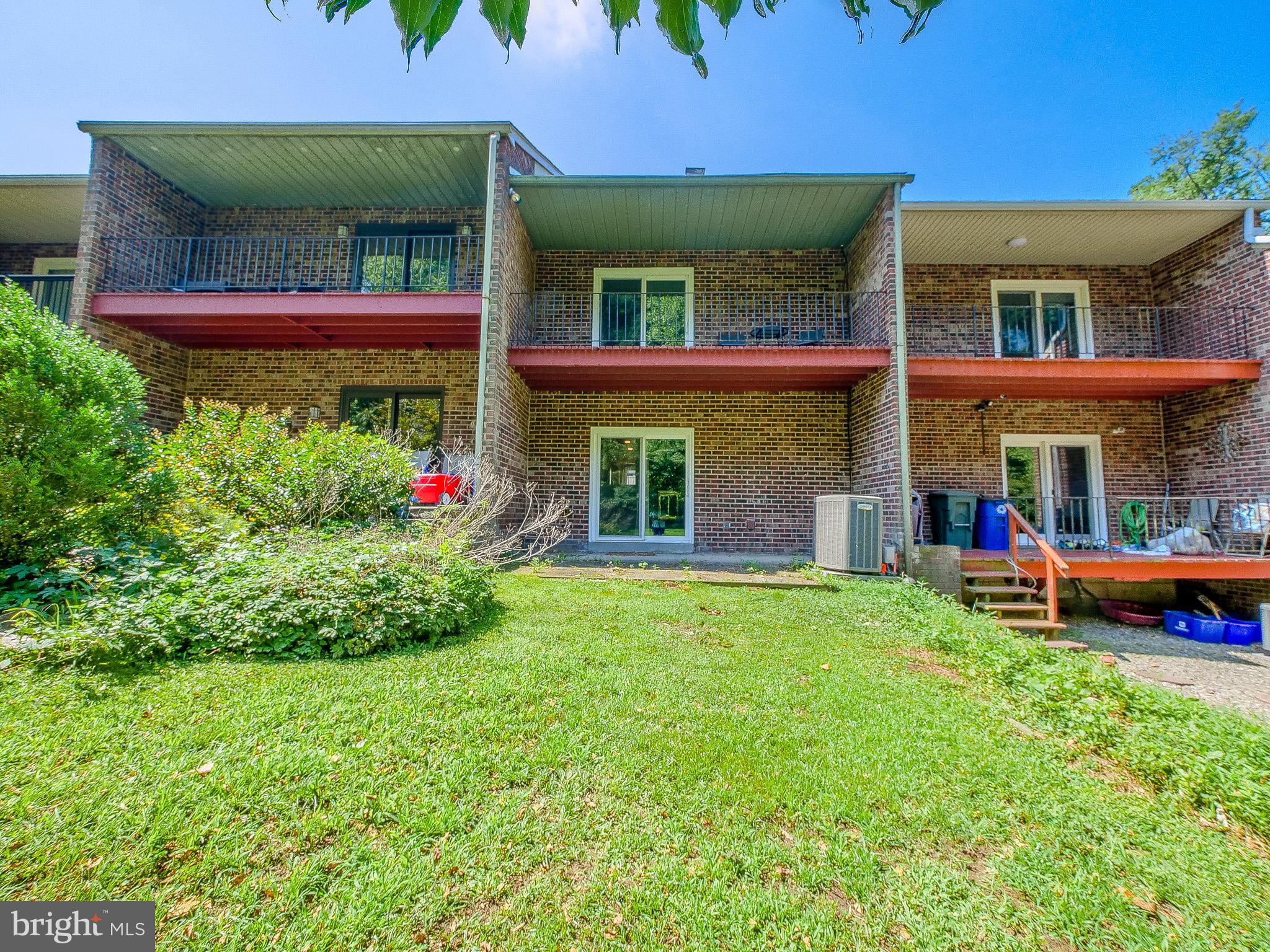 604 W SAINT ANDREWS DRIVE