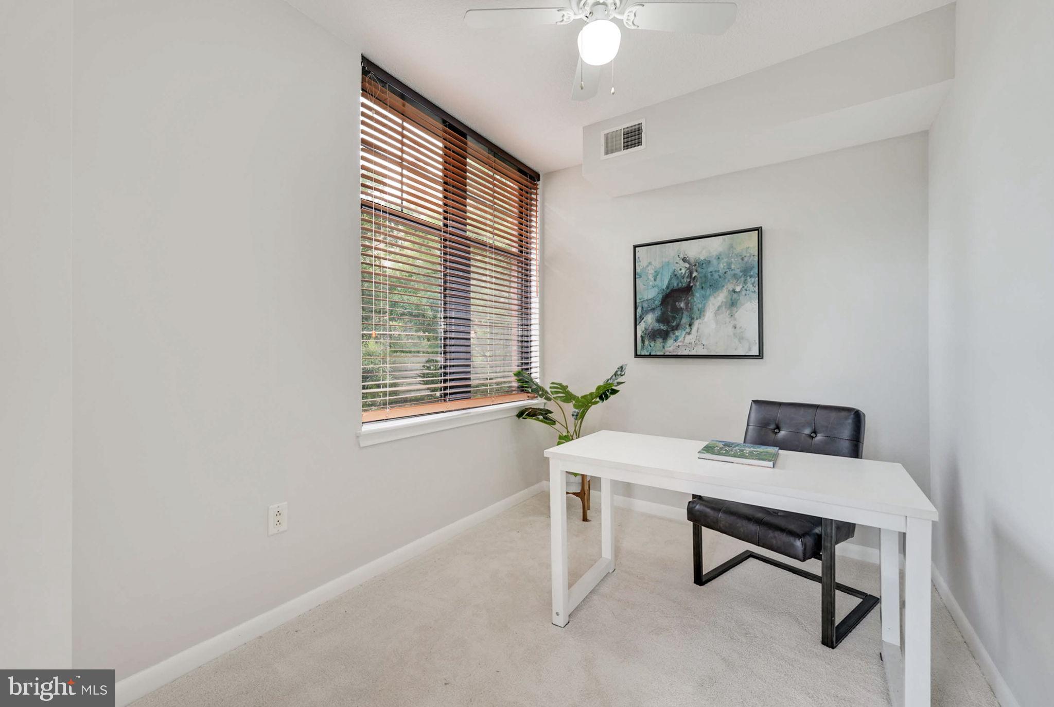 CLARENDON - Residential