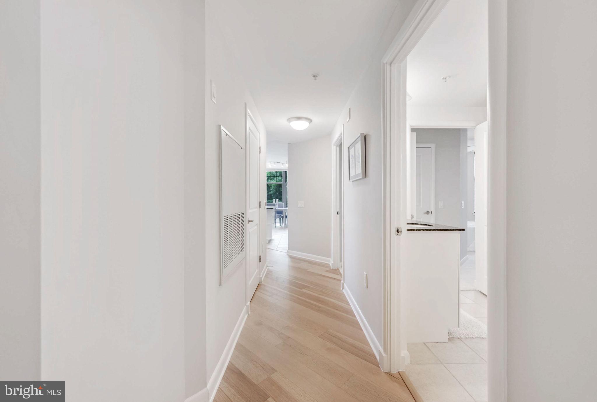 CLARENDON - Residential