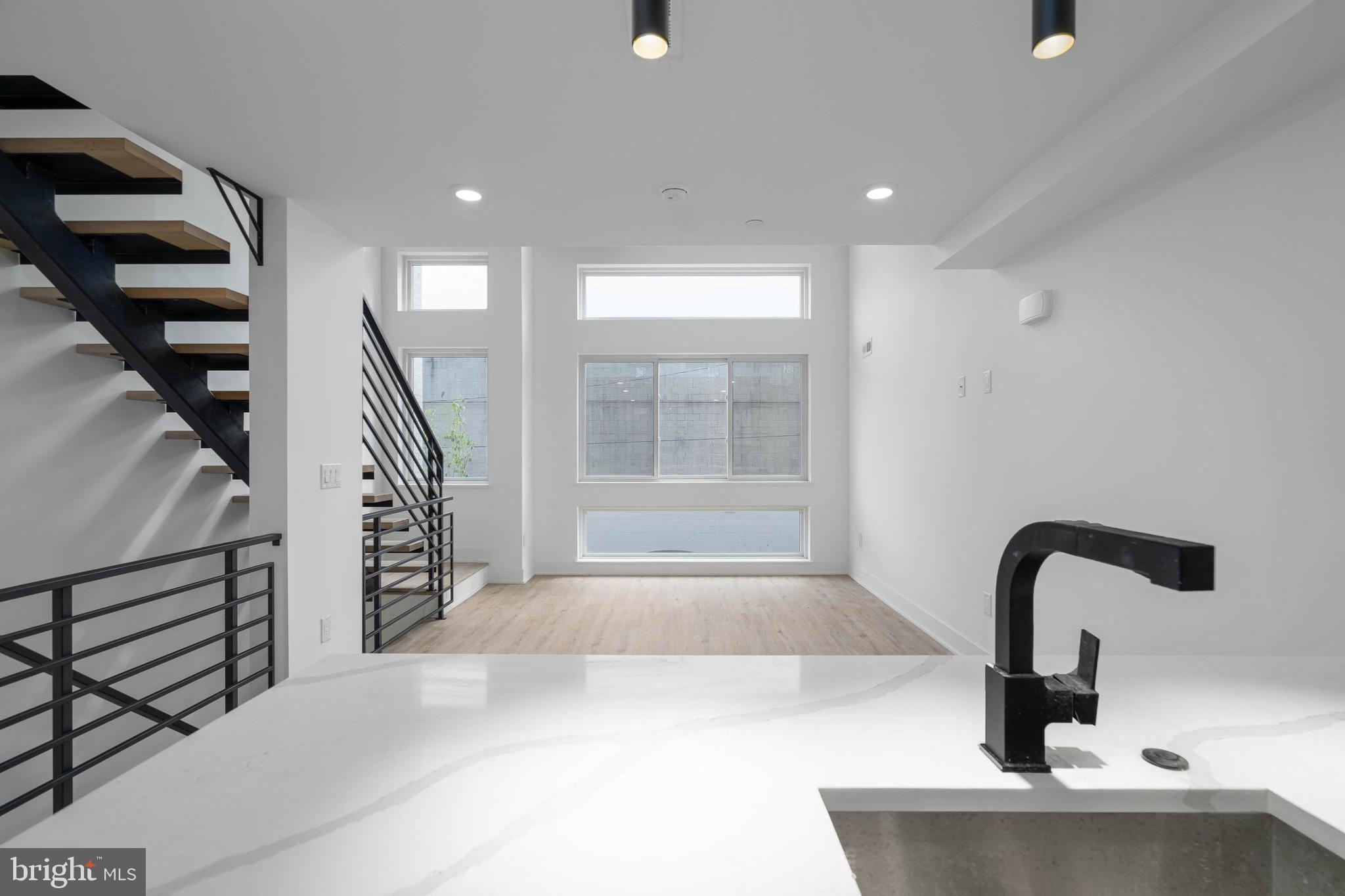 2603 E BOSTON STREET 2619