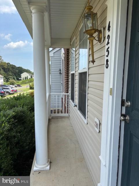 LAFAYETTE VILLAGE - Residential Lease