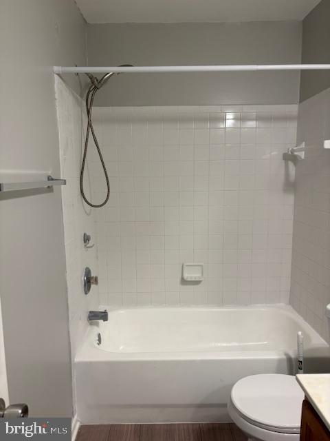 LAFAYETTE VILLAGE - Residential Lease