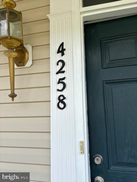 LAFAYETTE VILLAGE - Residential Lease