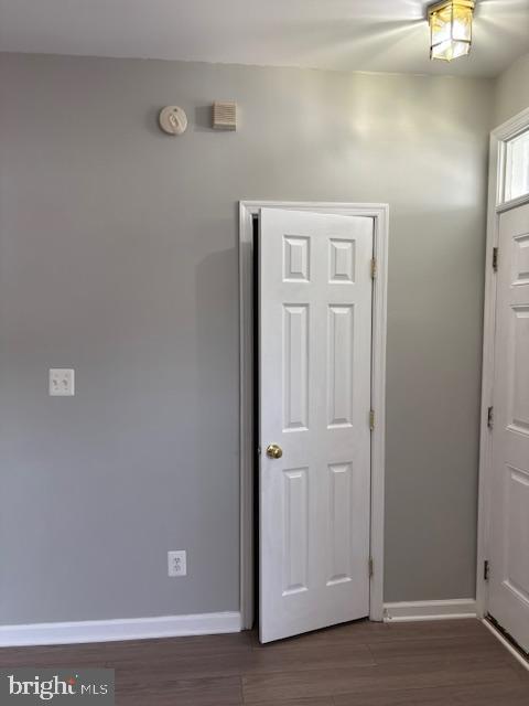 LAFAYETTE VILLAGE - Residential Lease