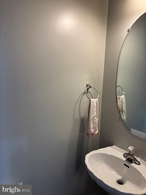 LAFAYETTE VILLAGE - Residential Lease