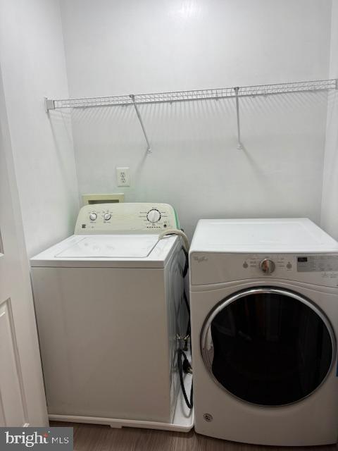 LAFAYETTE VILLAGE - Residential Lease