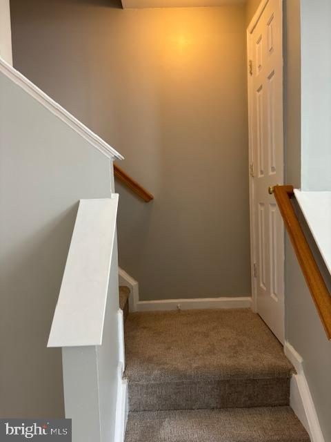 LAFAYETTE VILLAGE - Residential Lease