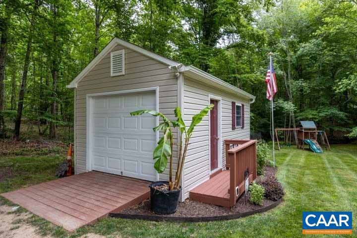 SHENANDOAH CROSSING - Residential