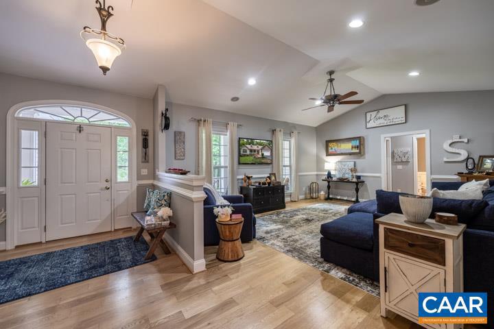 SHENANDOAH CROSSING - Residential