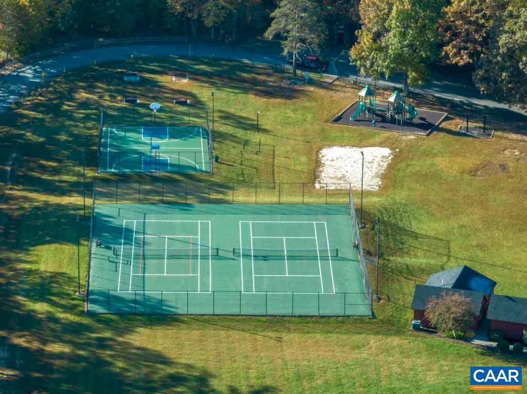 SHENANDOAH CROSSING - Residential