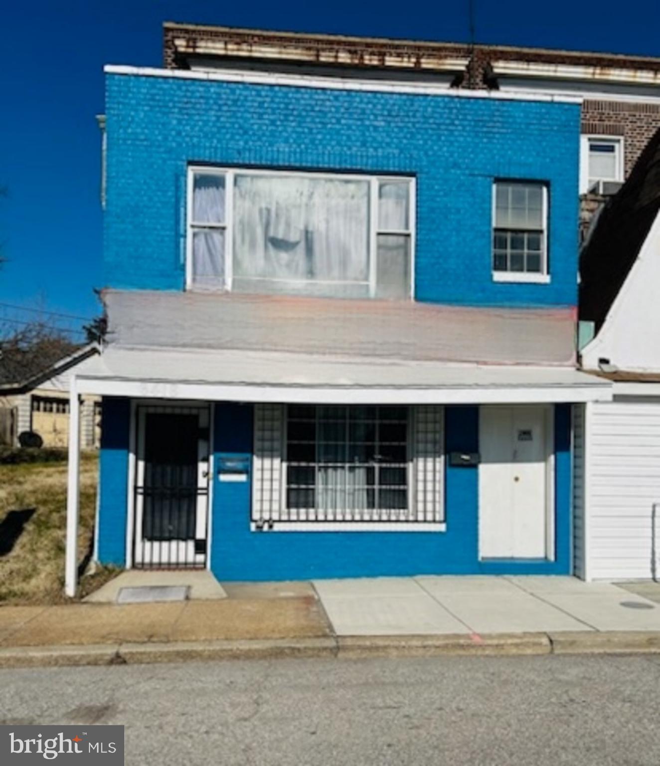 GARDENVILLE - Commercial Lease