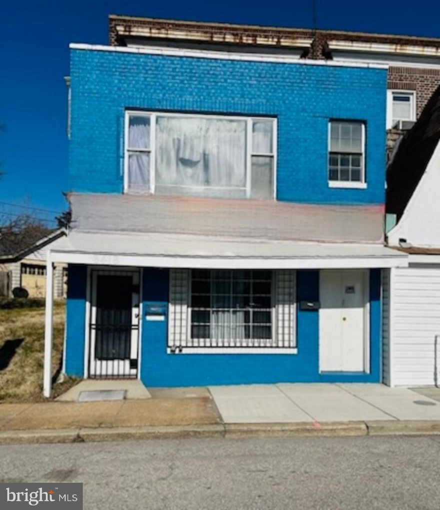 Great Location On Belair Rd Features approximately 650 sq. ft. of space, Large Storefront Window, Busy Street with Plenty of Exposure.  Would be Great Retail Store, Cafe, Professional Space, Nail Salon, Insurance Office, Tax Office etc…Great Location, Conveniently Located Minutes from 695