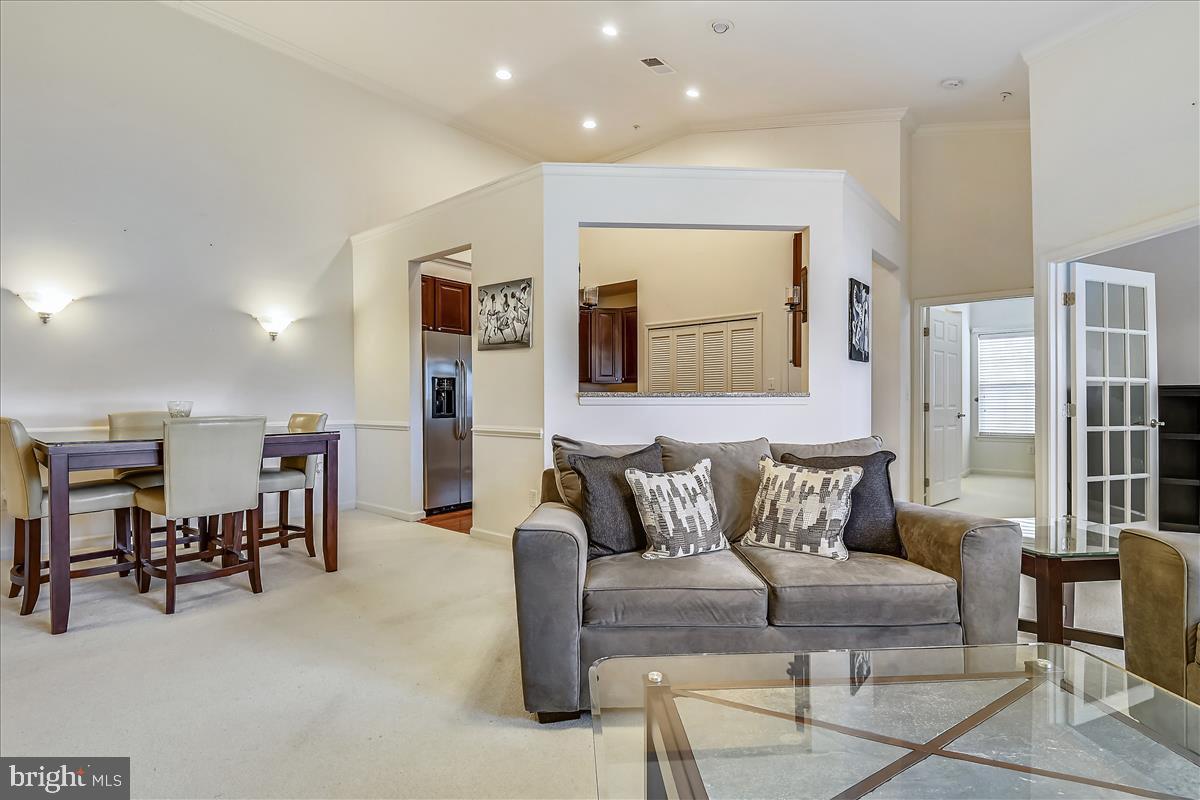 WYNDHOLME WOODS - Residential