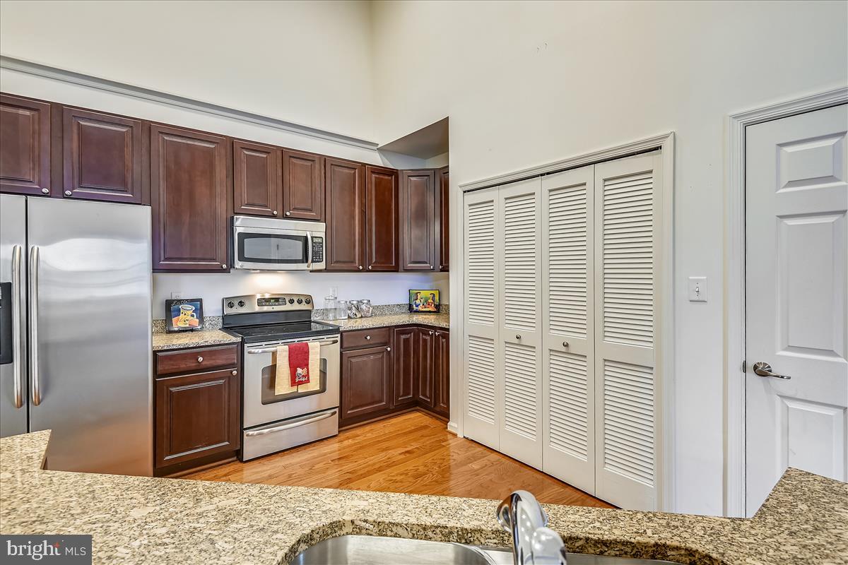 WYNDHOLME WOODS - Residential