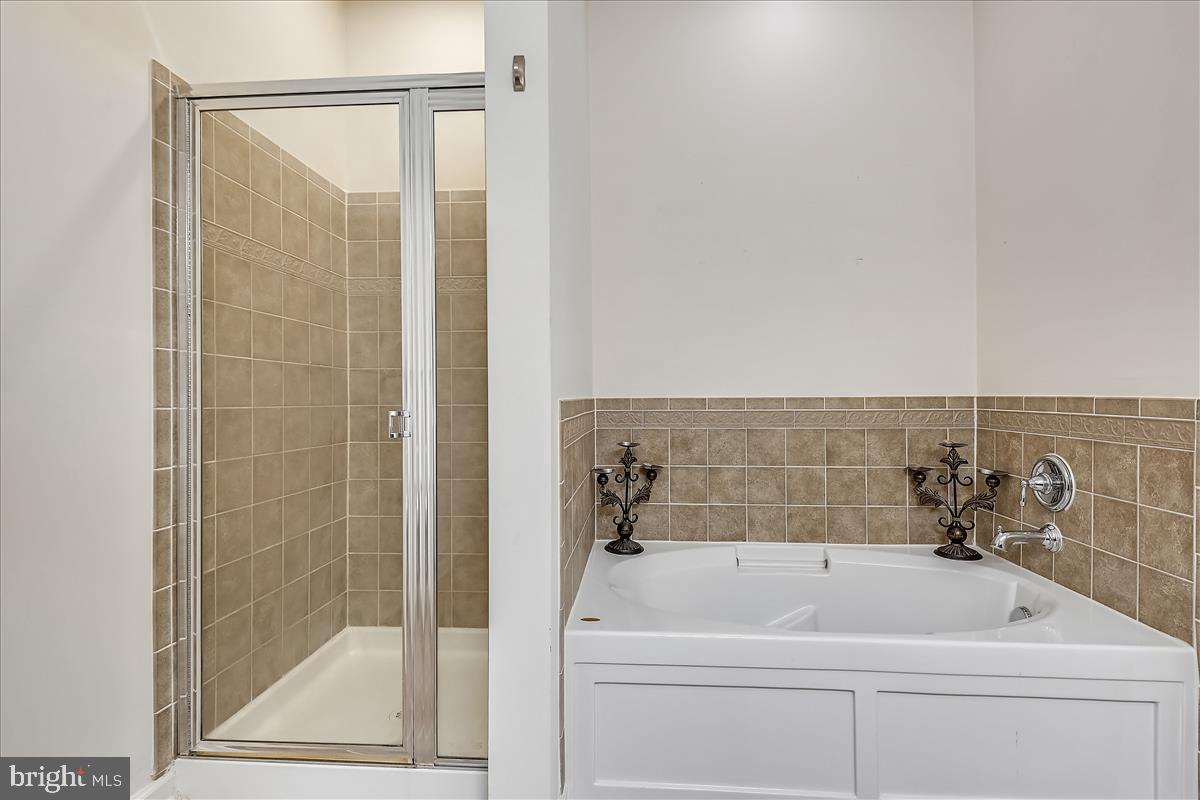 WYNDHOLME WOODS - Residential