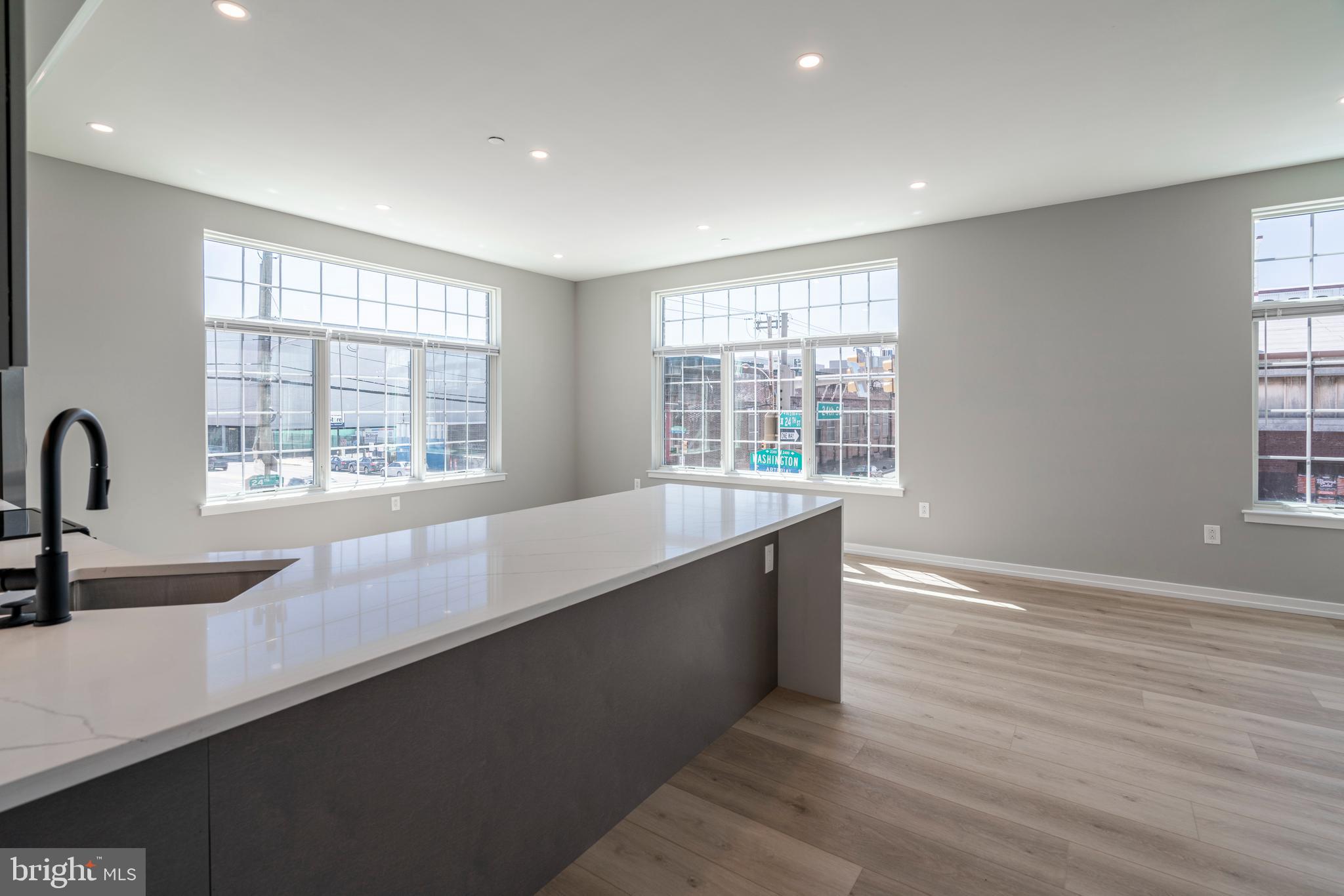 GRADUATE HOSPITAL - Residential Lease