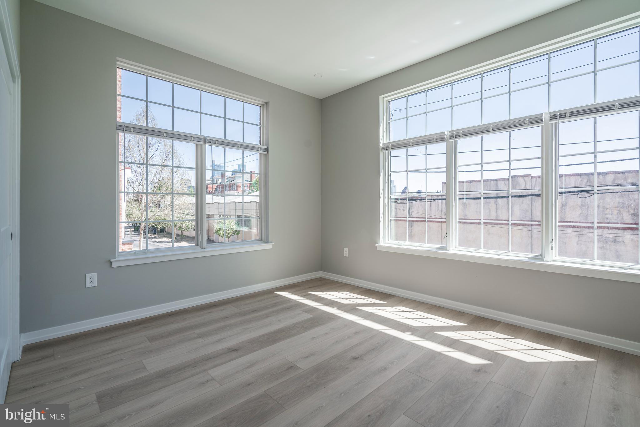 GRADUATE HOSPITAL - Residential Lease