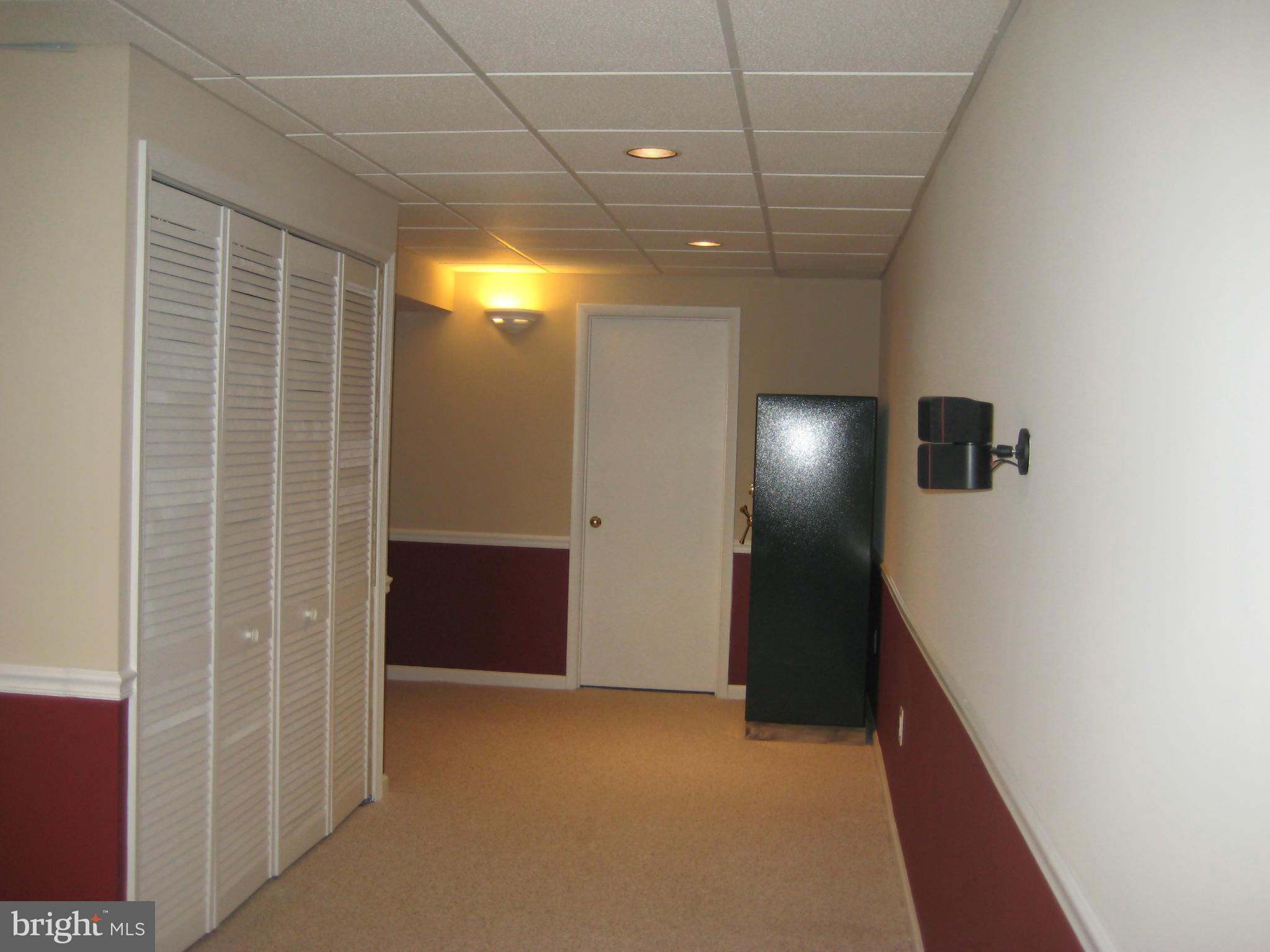 MEADOWOOD VILLAGE - Residential