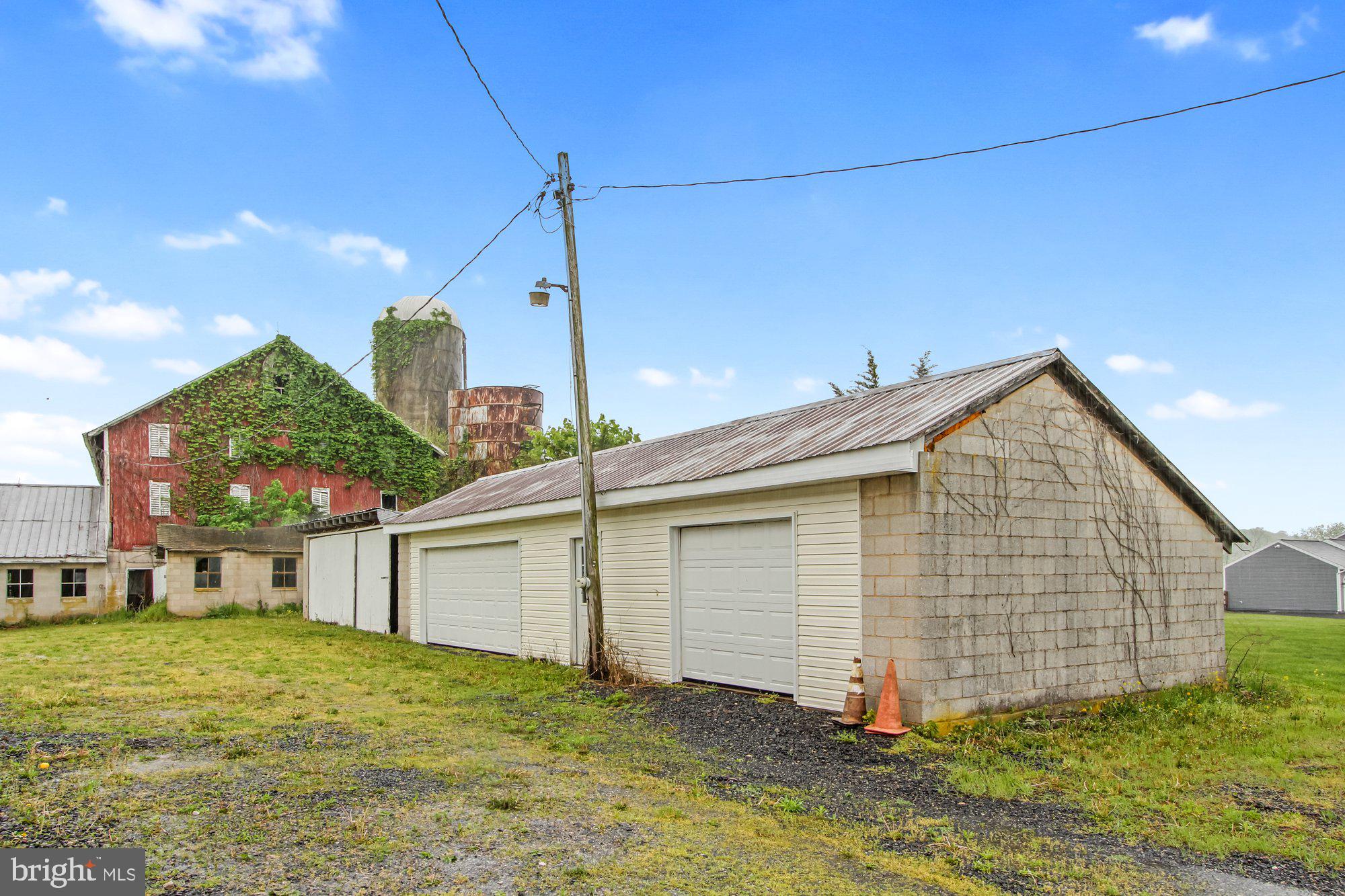 PLANK'S FIELD - Residential
