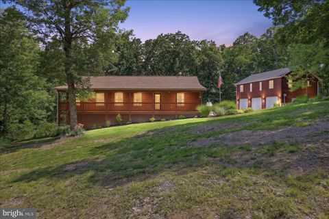 Homes For Sale - 323 S Timber Ridge Road<br/> CROSS JUNCTION, VA 22625