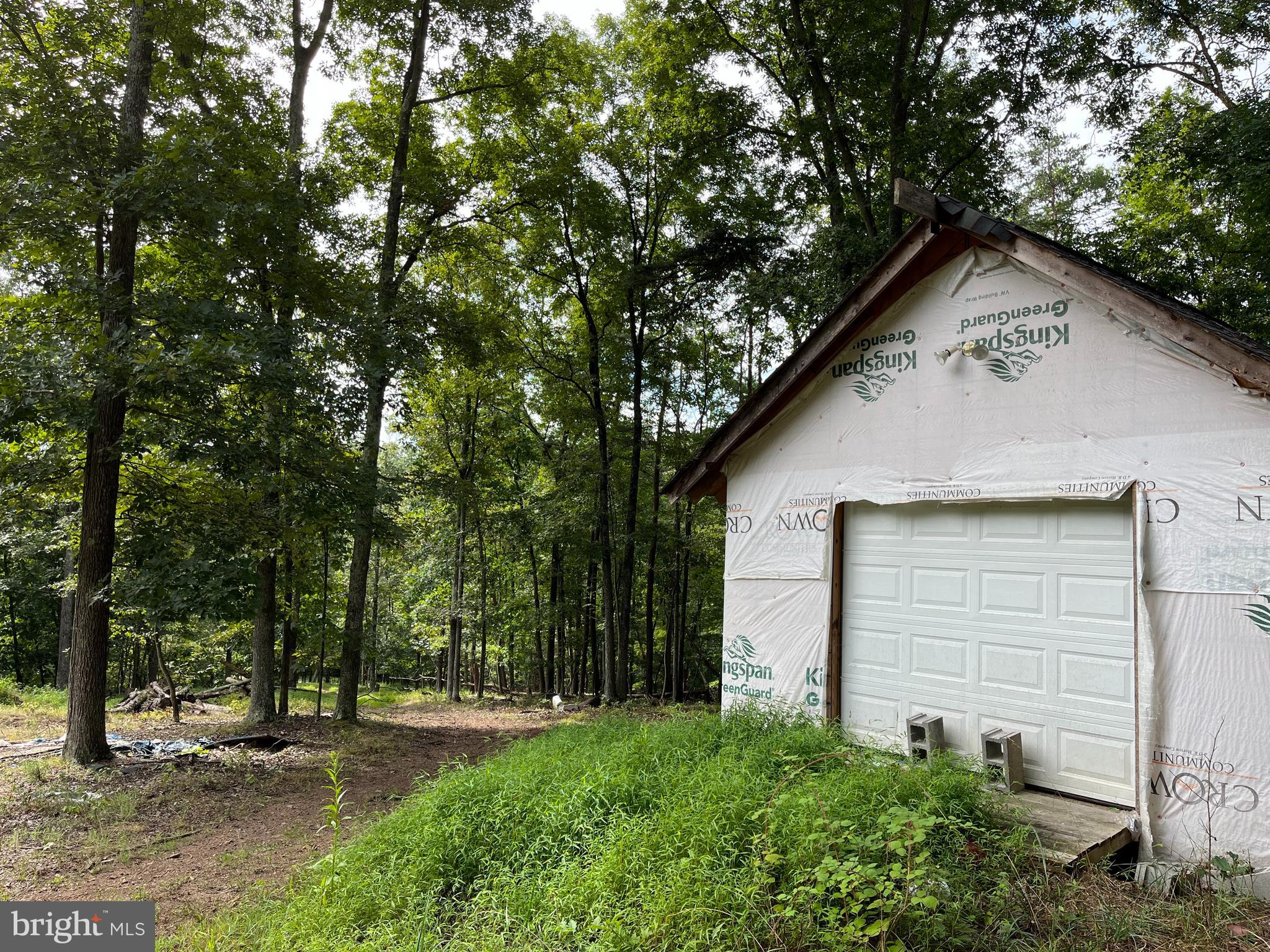 LAKEWOOD ACRES - Land