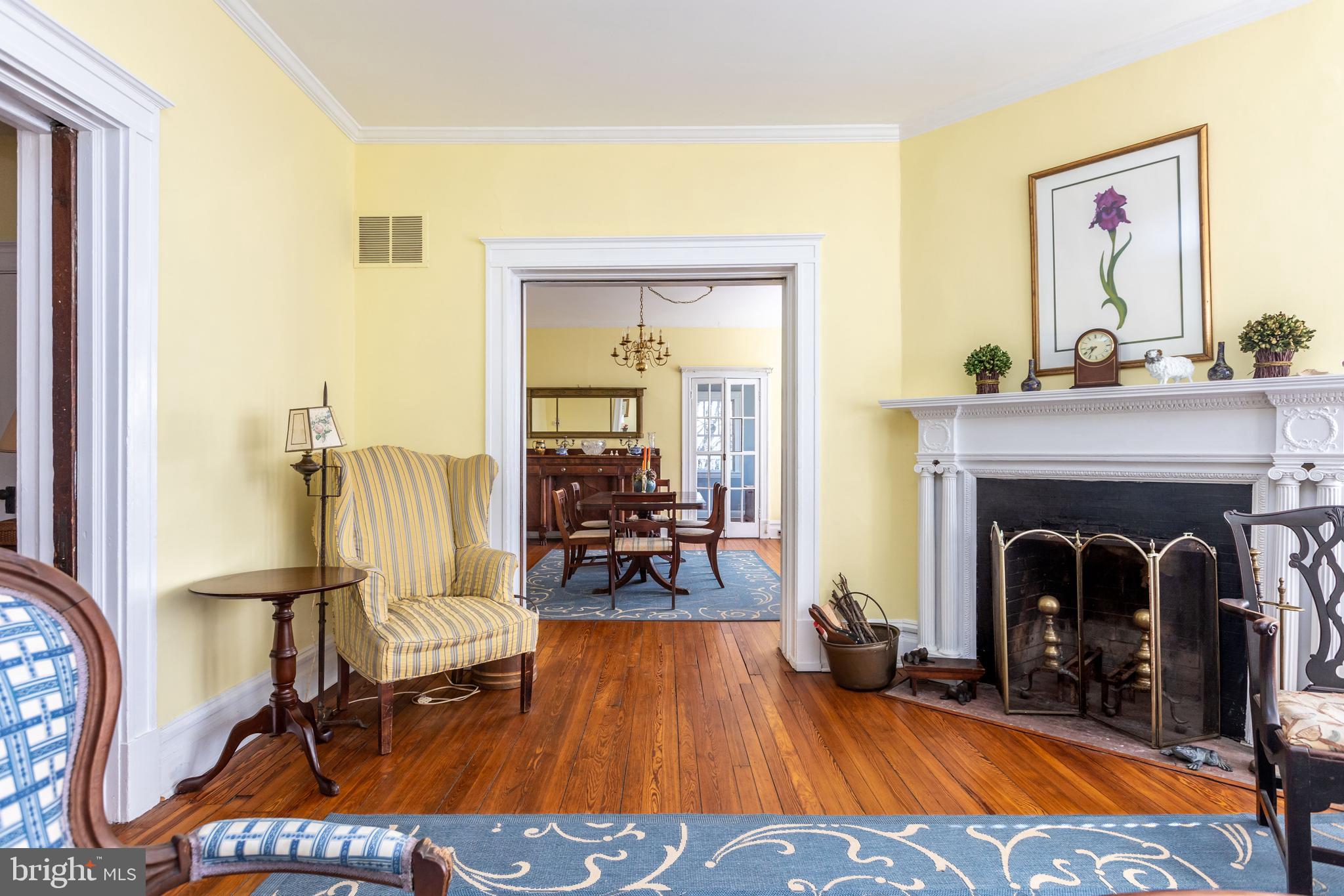 ROLAND PARK - Residential