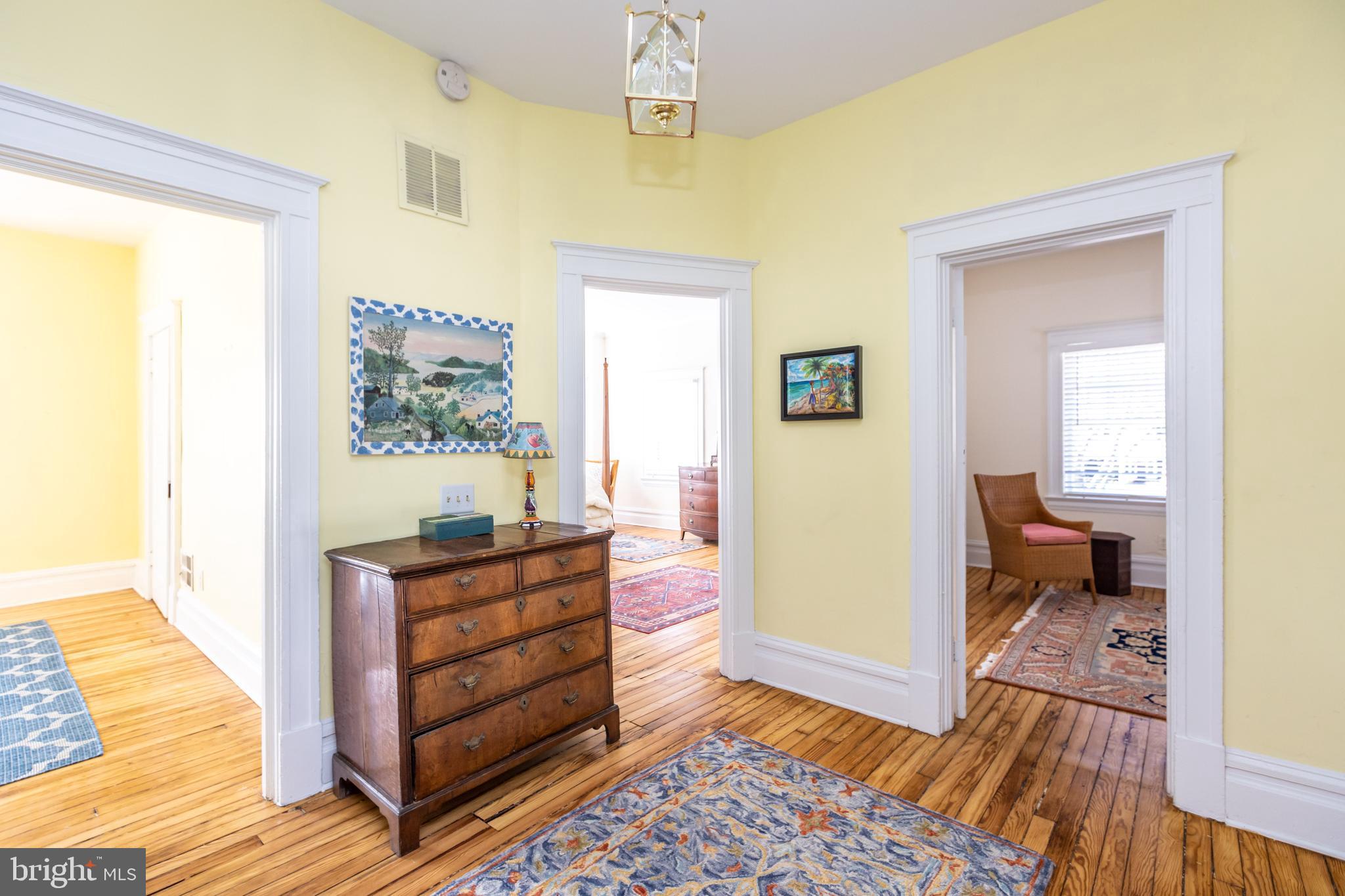 ROLAND PARK - Residential