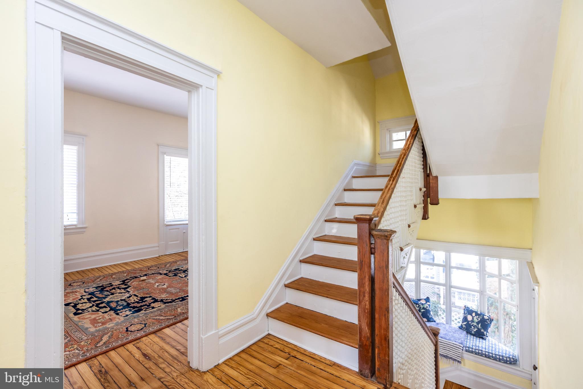 ROLAND PARK - Residential