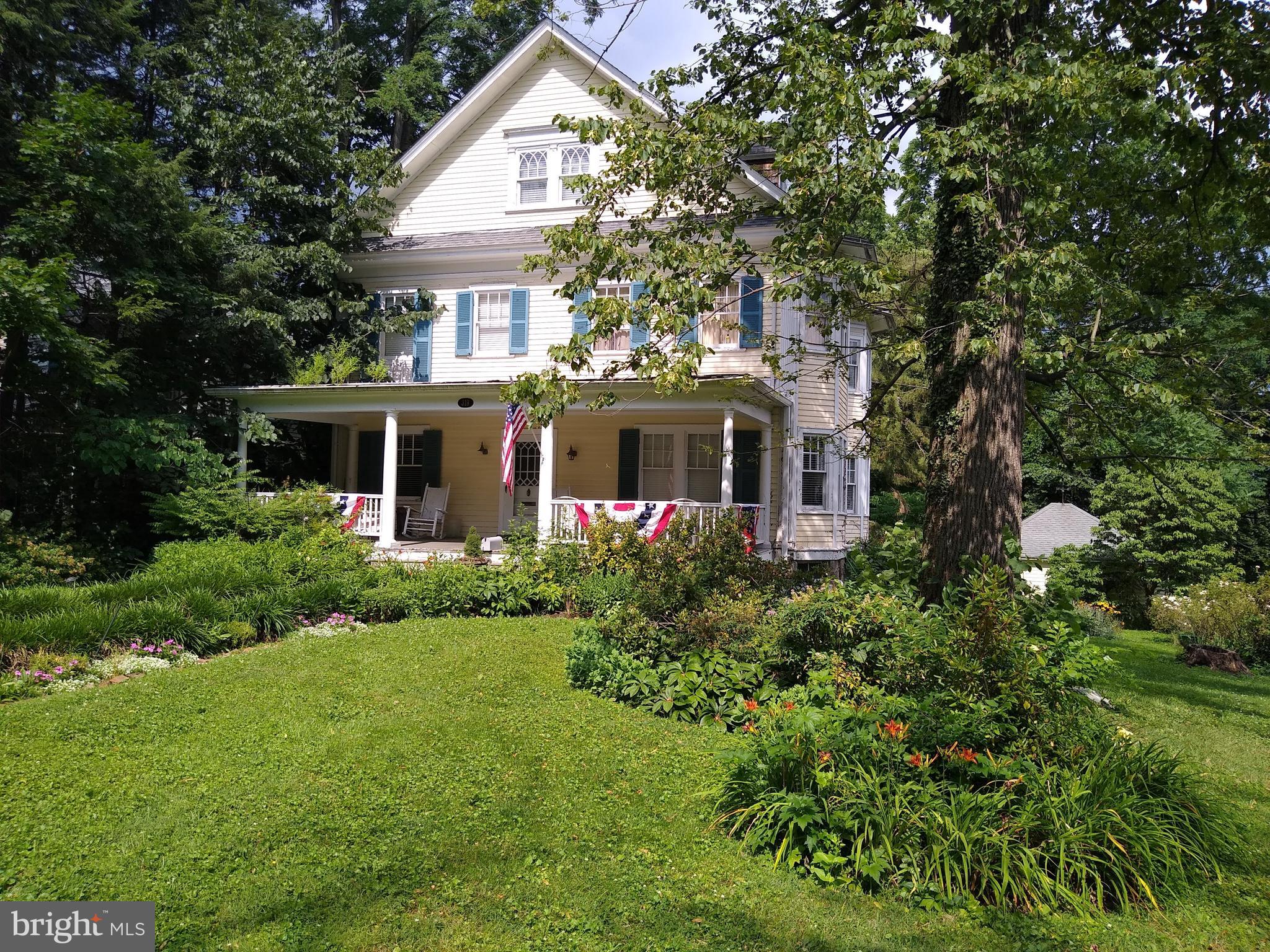 ROLAND PARK - Residential