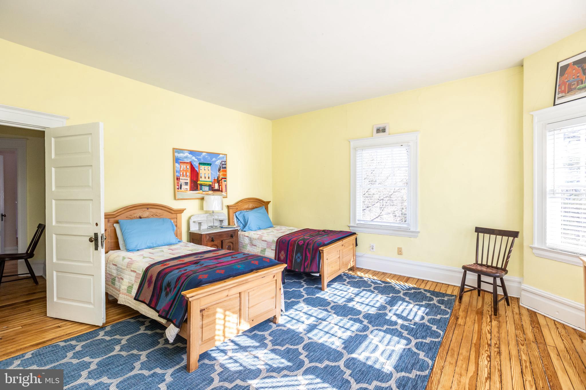 ROLAND PARK - Residential