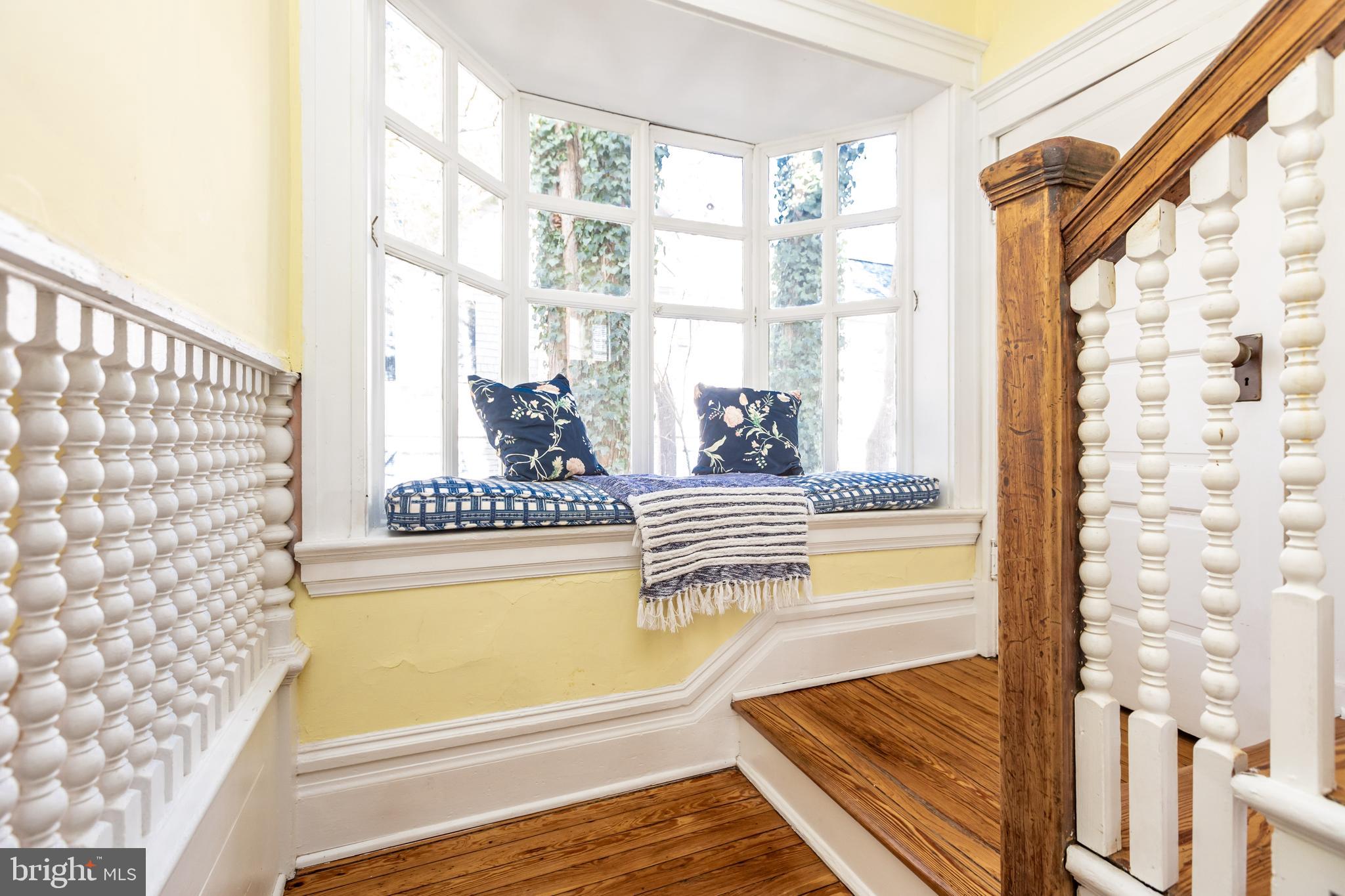 ROLAND PARK - Residential