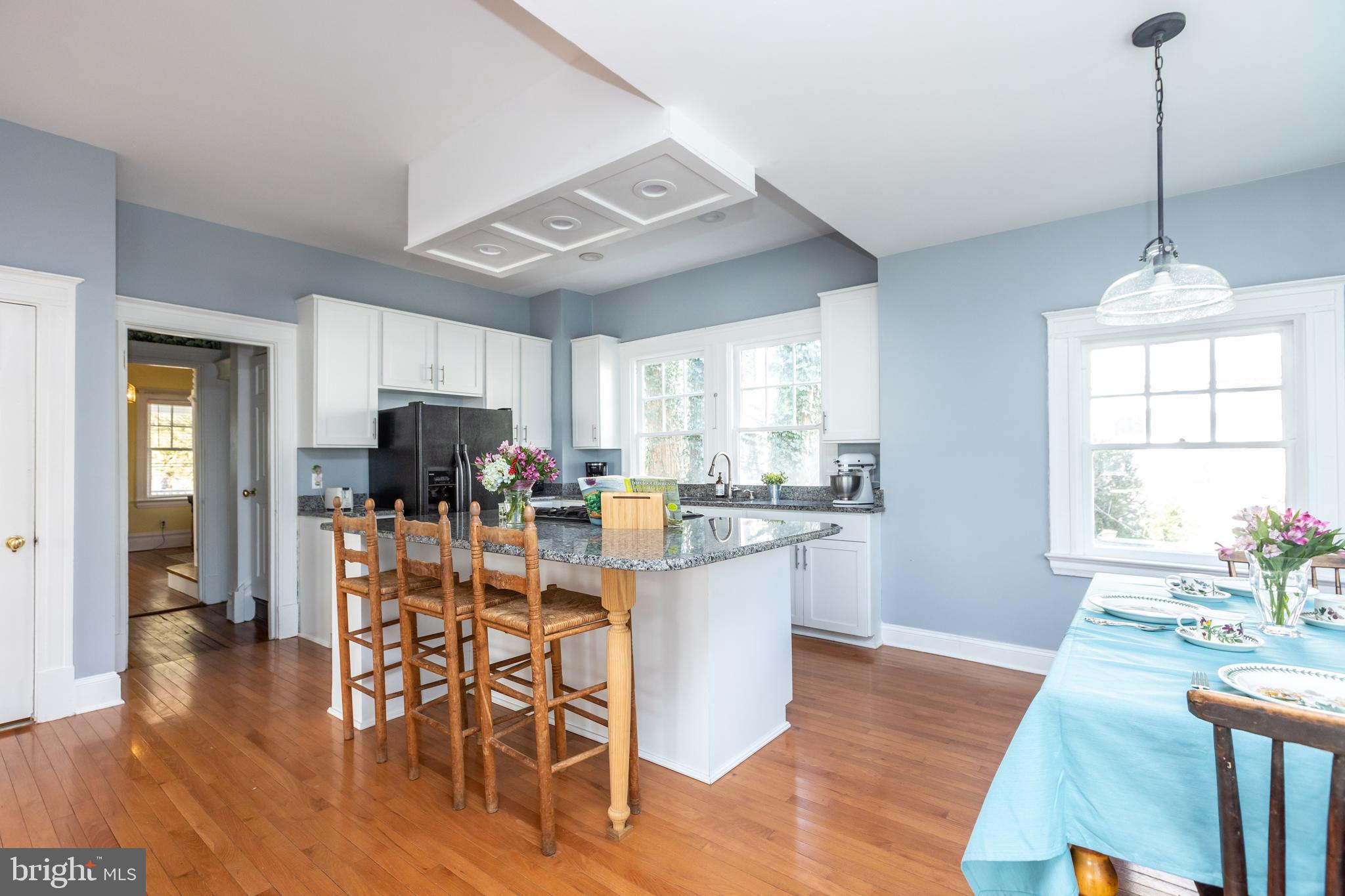 ROLAND PARK - Residential