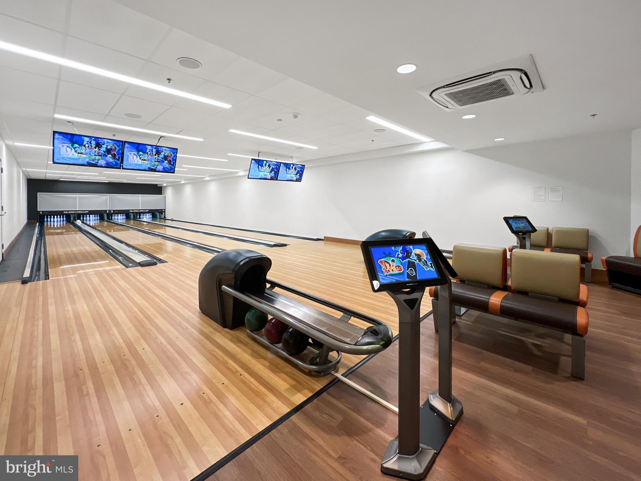 MONTEBELLO - Residential