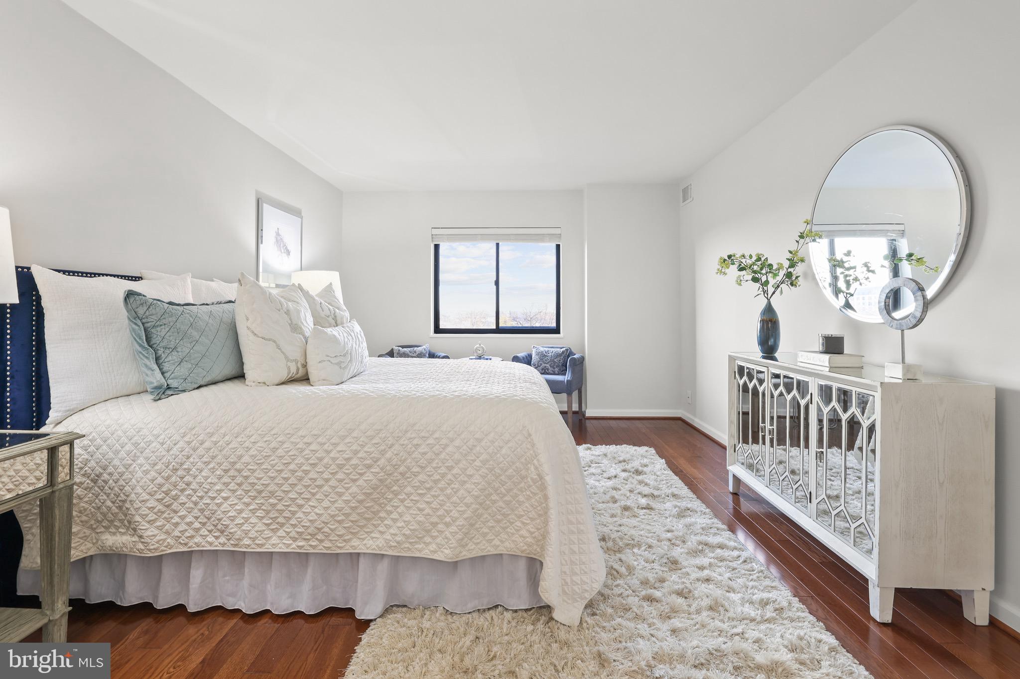 MONTEBELLO - Residential