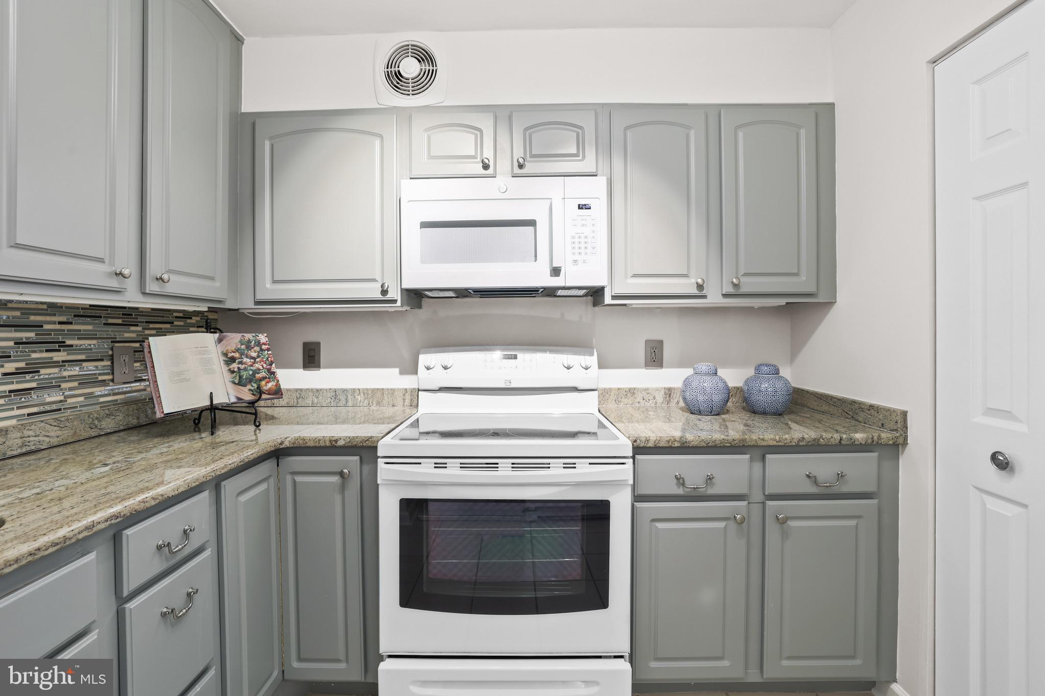 MONTEBELLO - Residential