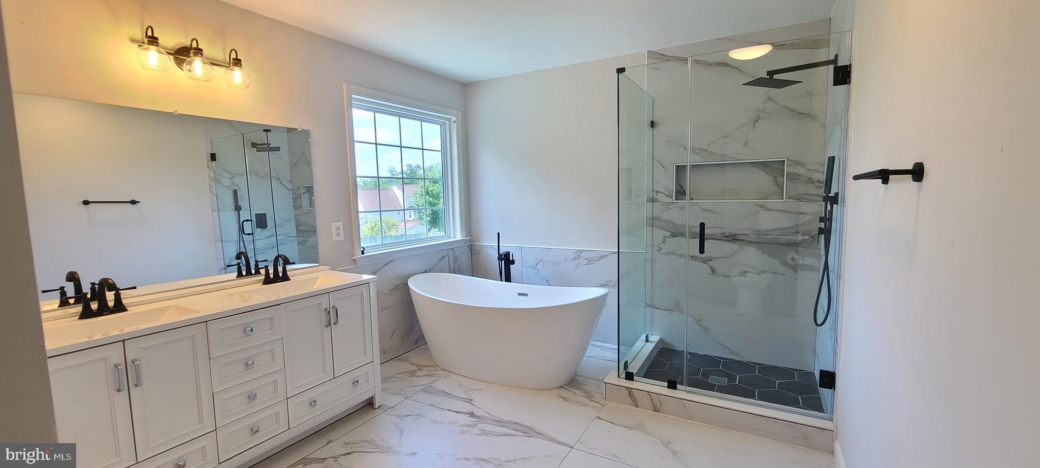 ASHLEIGH PARK - Residential