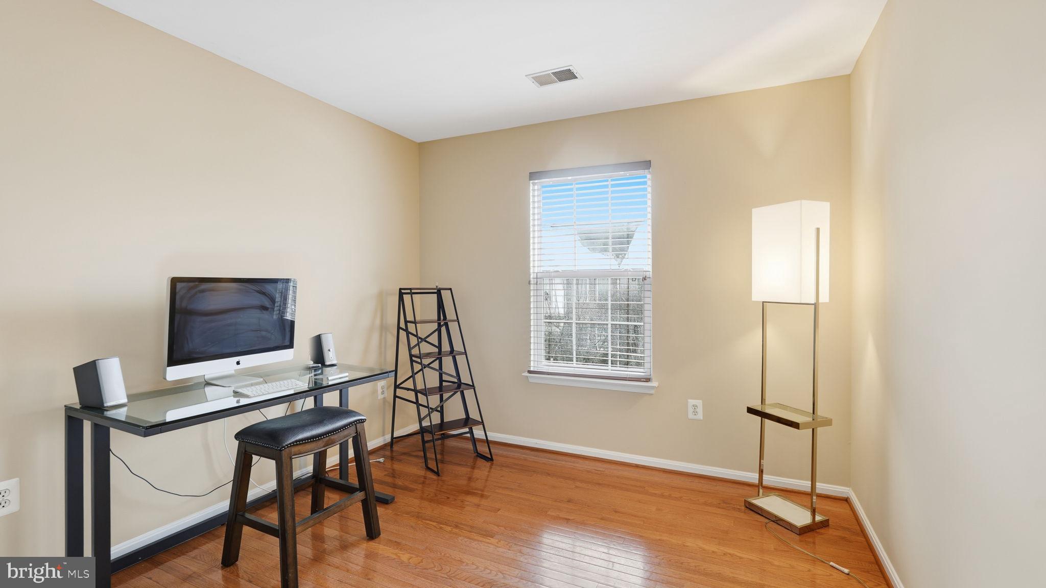 LORTON STATION - Residential