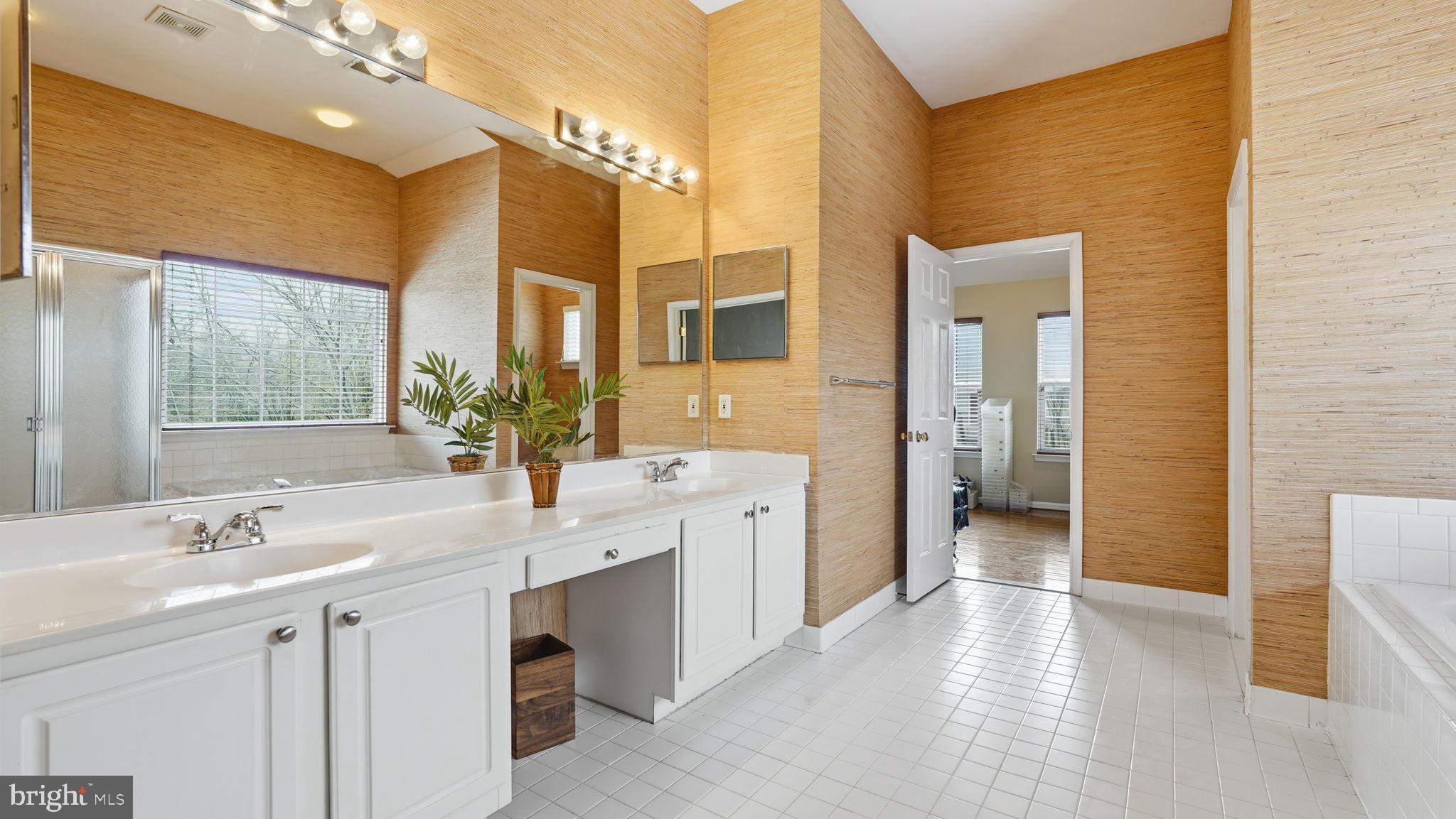 LORTON STATION - Residential