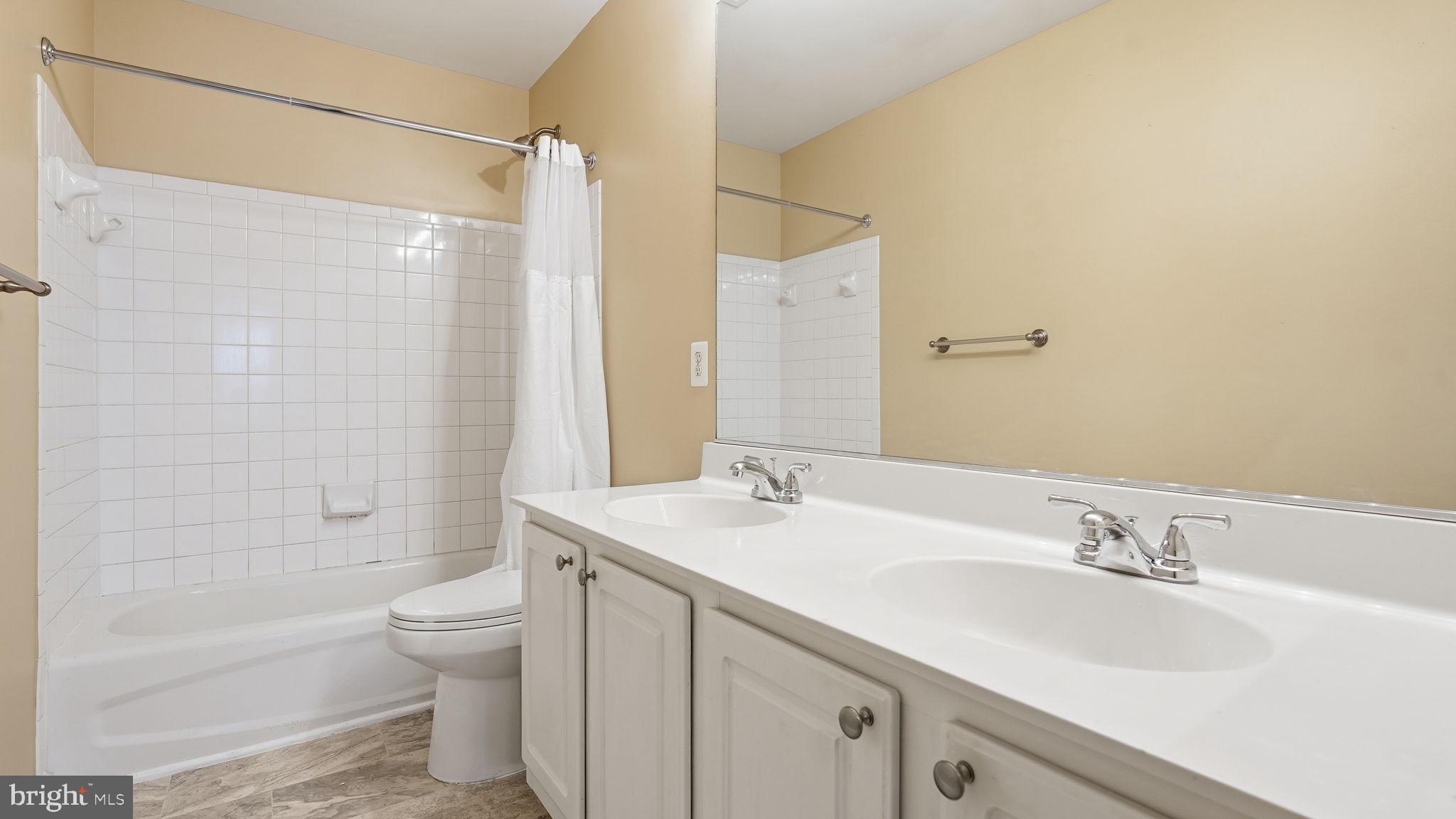 LORTON STATION - Residential