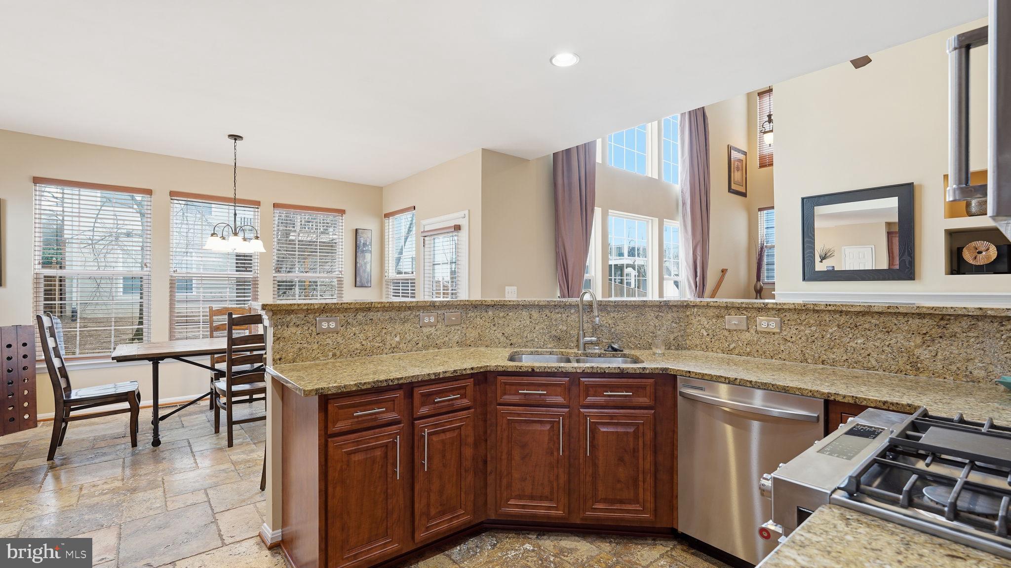 LORTON STATION - Residential