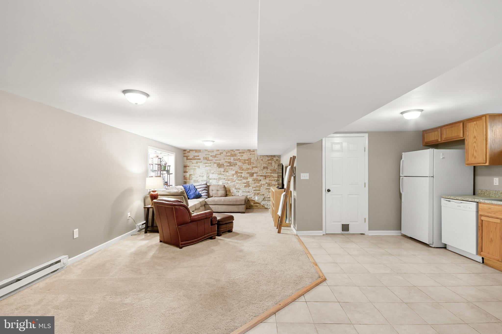 FRIENDSHIP HEIGHTS - Residential