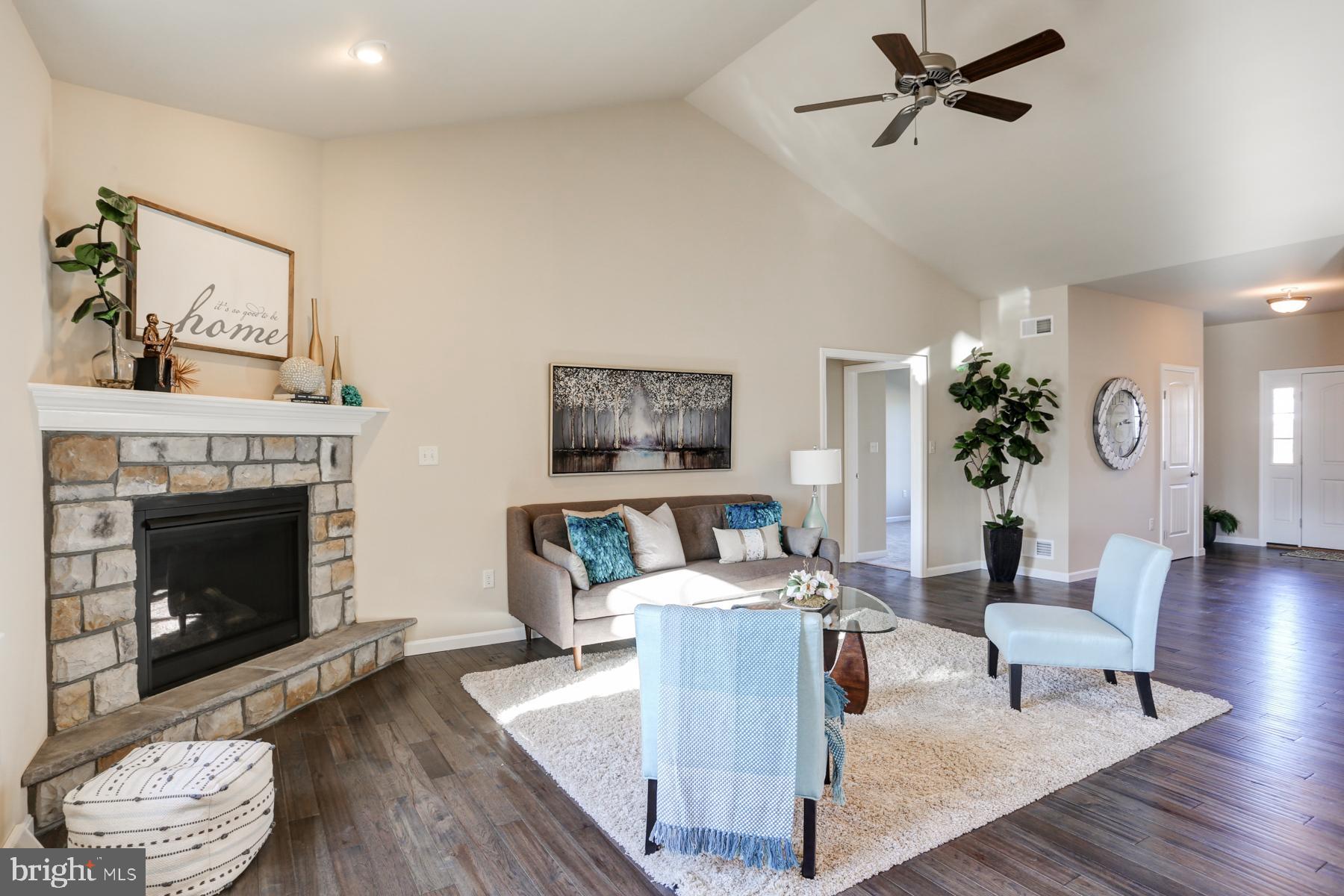 STONEYBROOK OF ELIZABETHTOWN - Residential