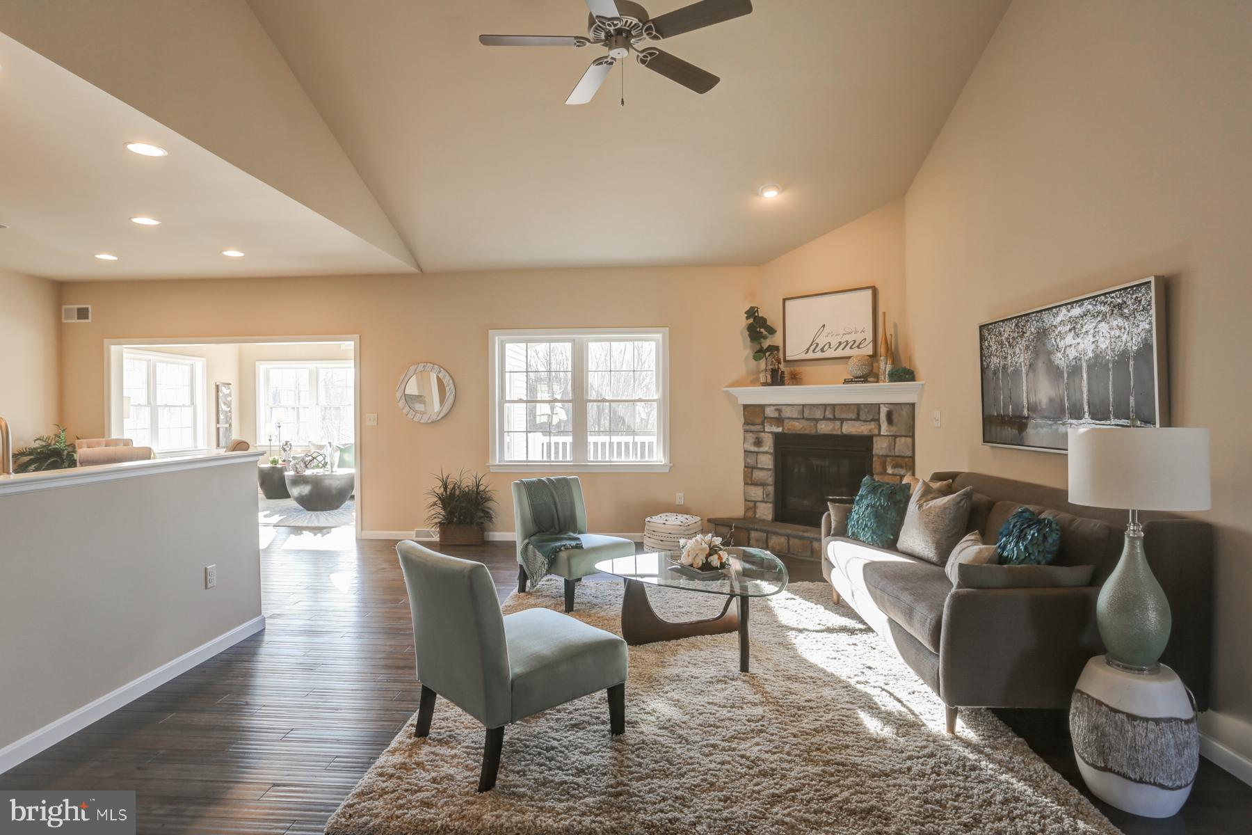 STONEYBROOK OF ELIZABETHTOWN - Residential