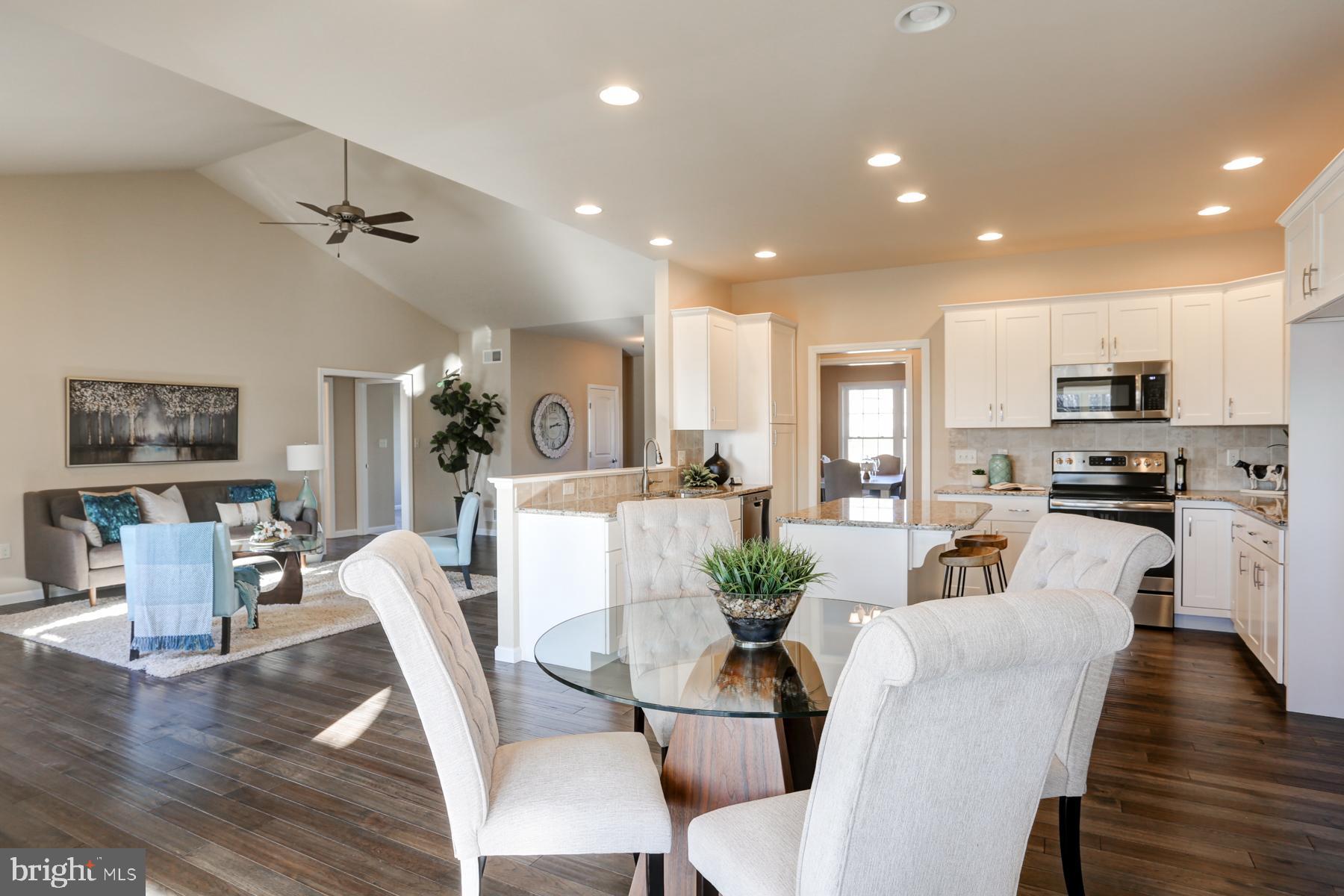 STONEYBROOK OF ELIZABETHTOWN - Residential
