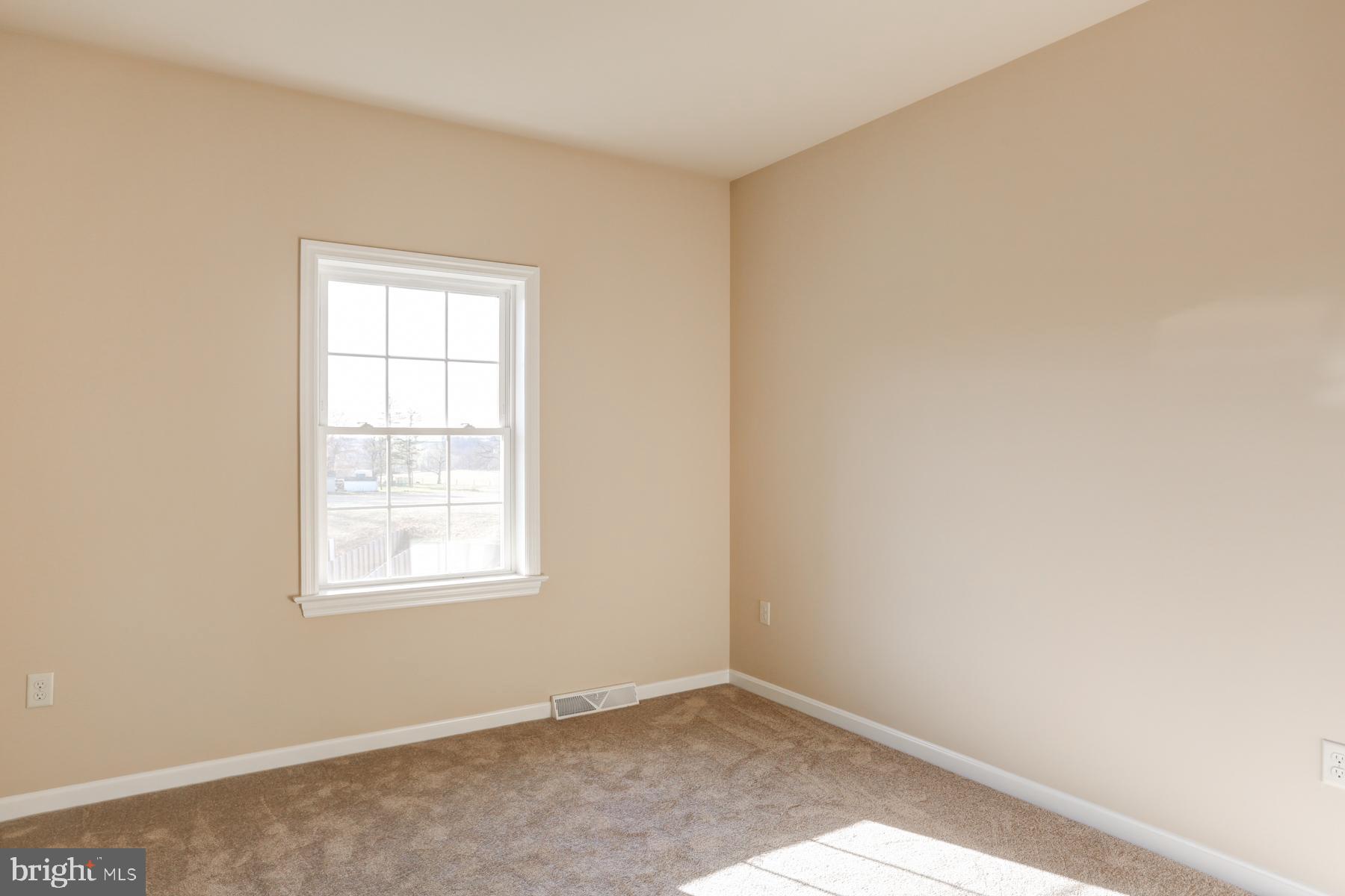 STONEYBROOK OF ELIZABETHTOWN - Residential
