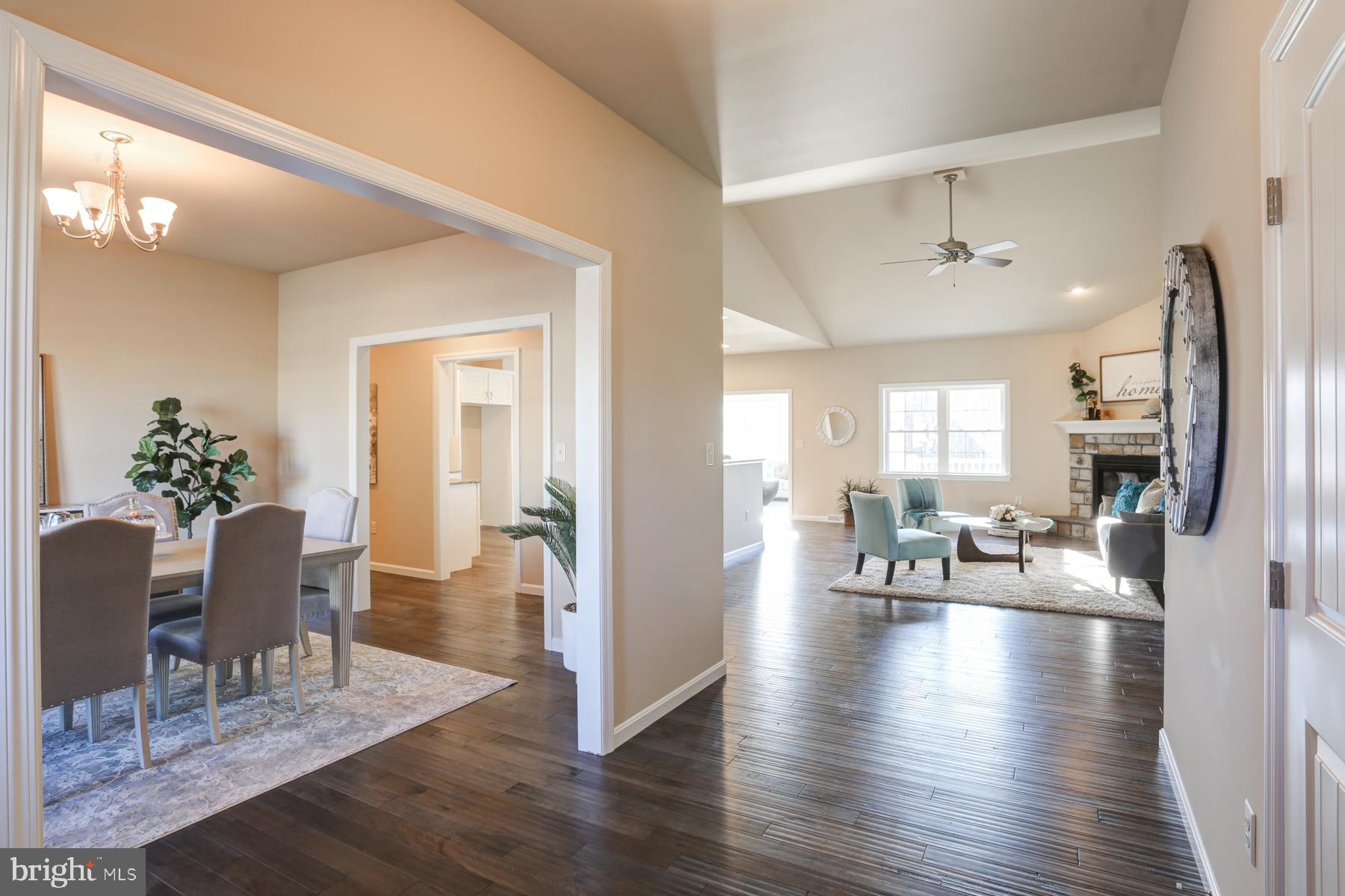 STONEYBROOK OF ELIZABETHTOWN - Residential